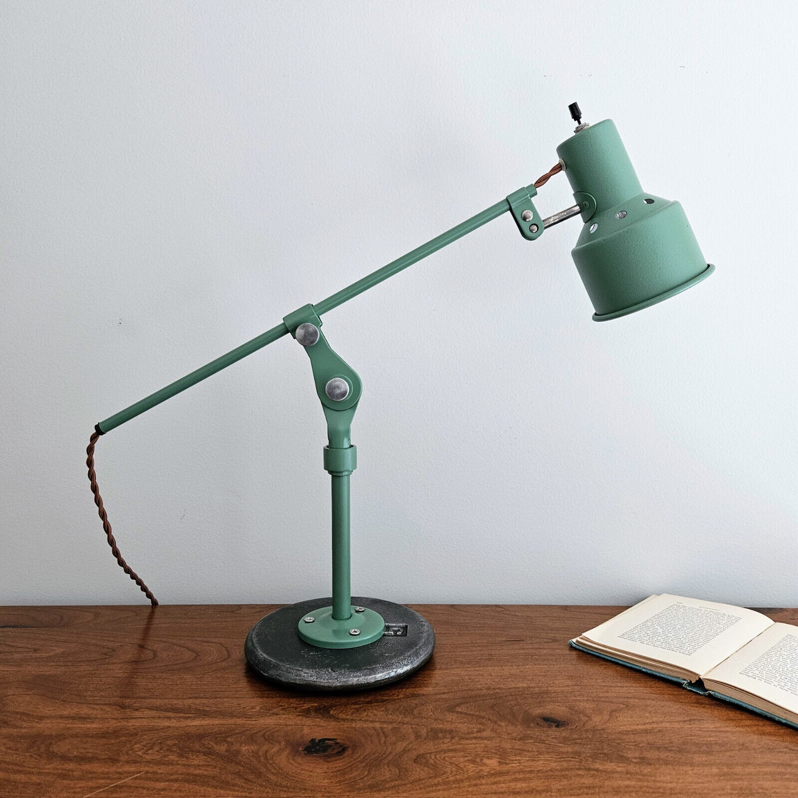 Vintage Fostoria Industrial Desk Lamp. Vintage Sewing Lamp.  Antique Desk Lamp.
