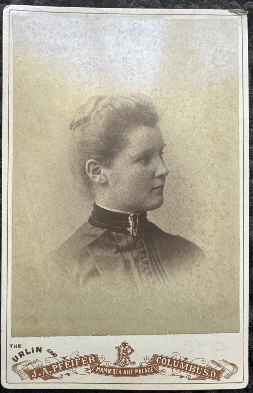 Antique Victorian Woman Cabinet Card Photo J.A. Pfeifer Columbus Ohio 1890s