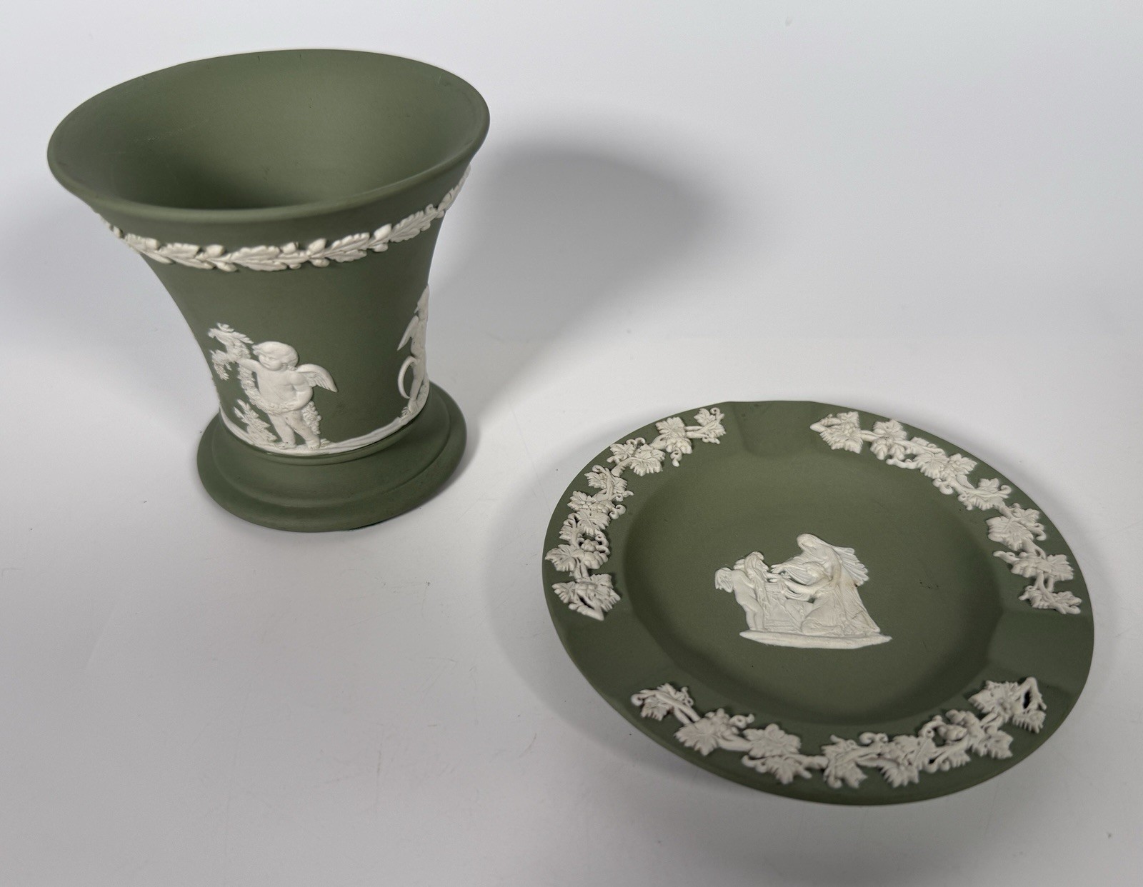 Vintage Wedgwood Green Jasperware Vase & Ashtray Trinket Dish Set