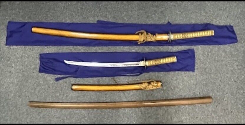 set of 3 Japanese SAMURAI Sword  not sharp 日本刀 二刀流居合刀 刀 刀剣 レプリカ 刀身 鍔 栗型 模造刀 太刀