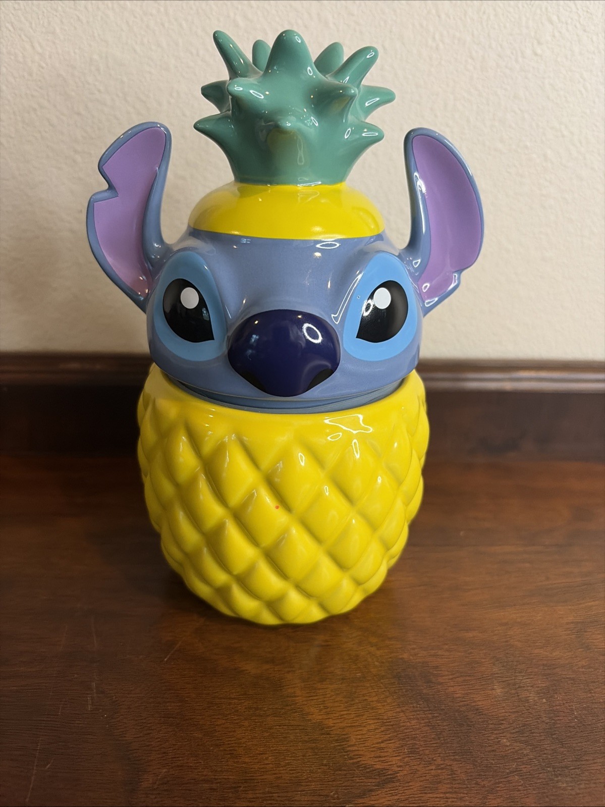 Disney Parks Stitch Pineapple Ceramic Candle W/ A Tropical Coconut Scent