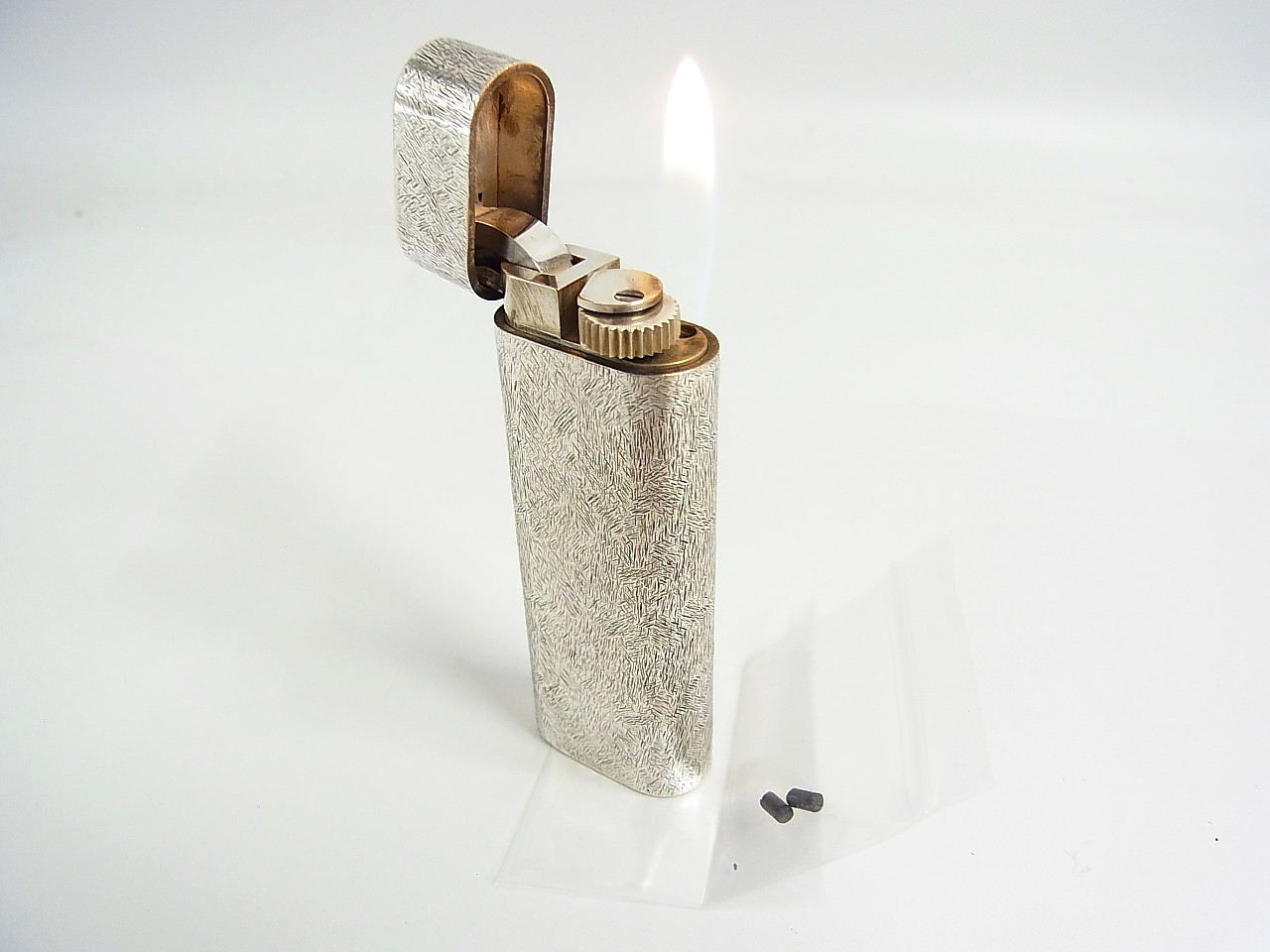 Working Cartier Gas Lighter Silver Plated with 2pcs flints