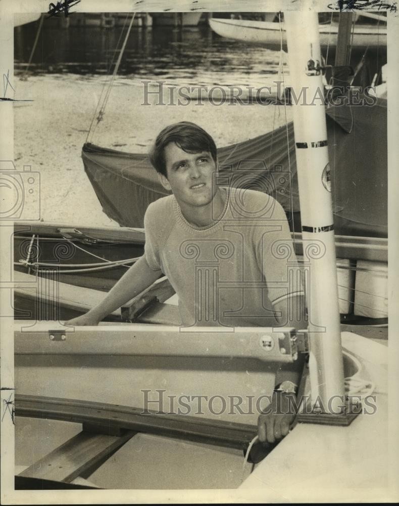 1969 Press Photo Tulane sailing team Skipper John Dane III pictured on his boat