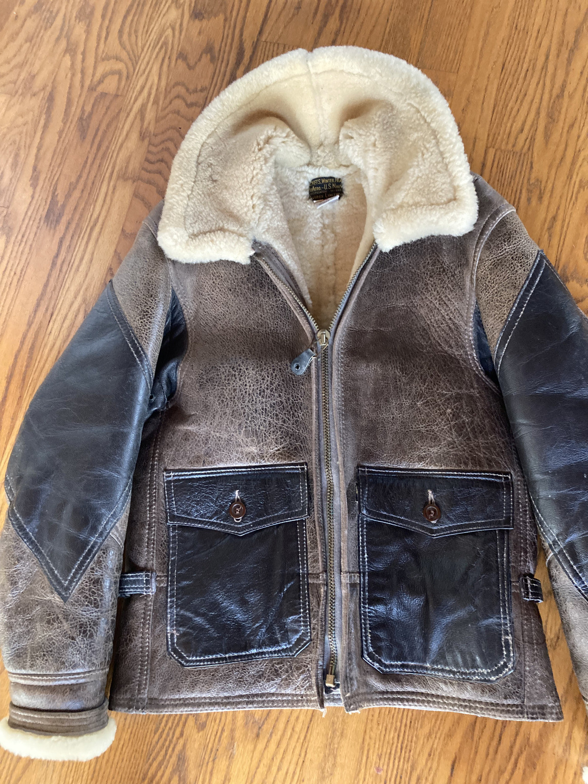 US Navy M-445A heavy winter sheepskin flight jacket by Avirex   Size 36