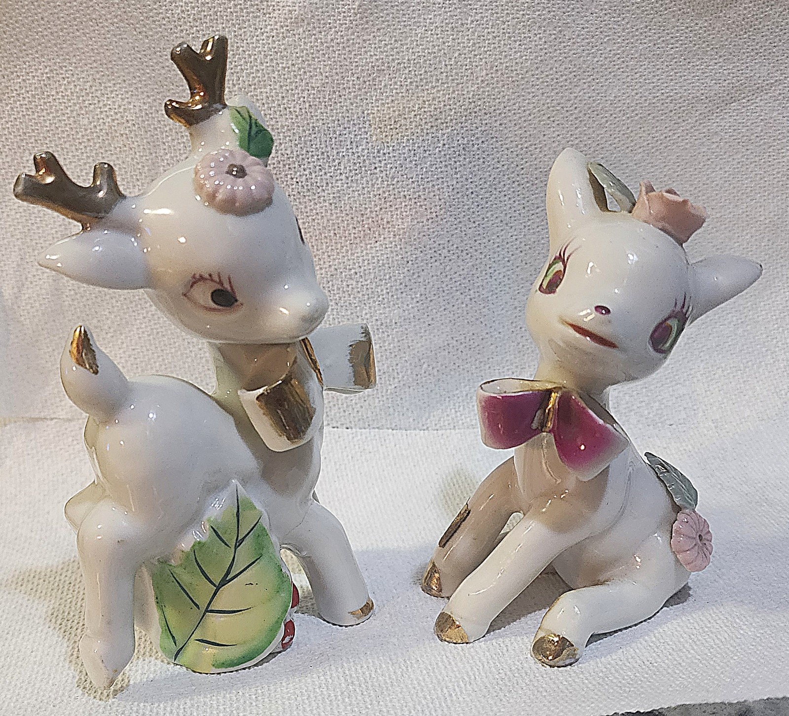 Vtg Napco Porcelain White Buck & Doe White Deer Reindeer Christmas Figurines 