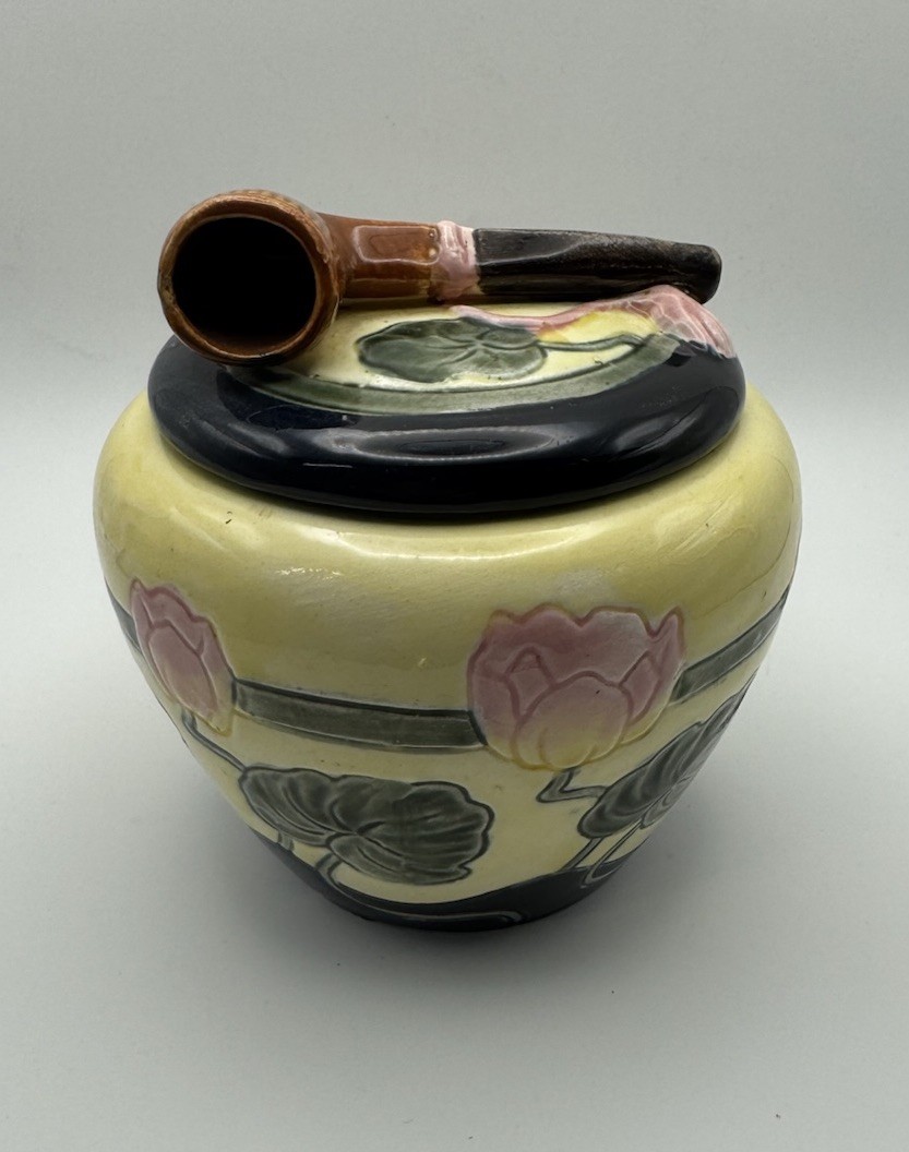 Antique Austrian Majolica Tobacco Jar Humidor Water Lily Lotus Pipe Lid 7704 II