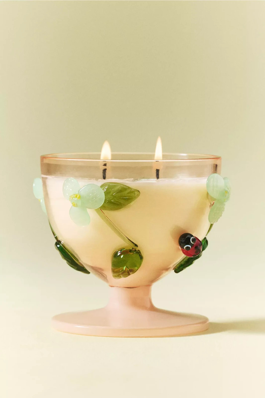 New Anthropologie  Vine Floral Wildflower Bouquet Glass Candle Ships Sept-April