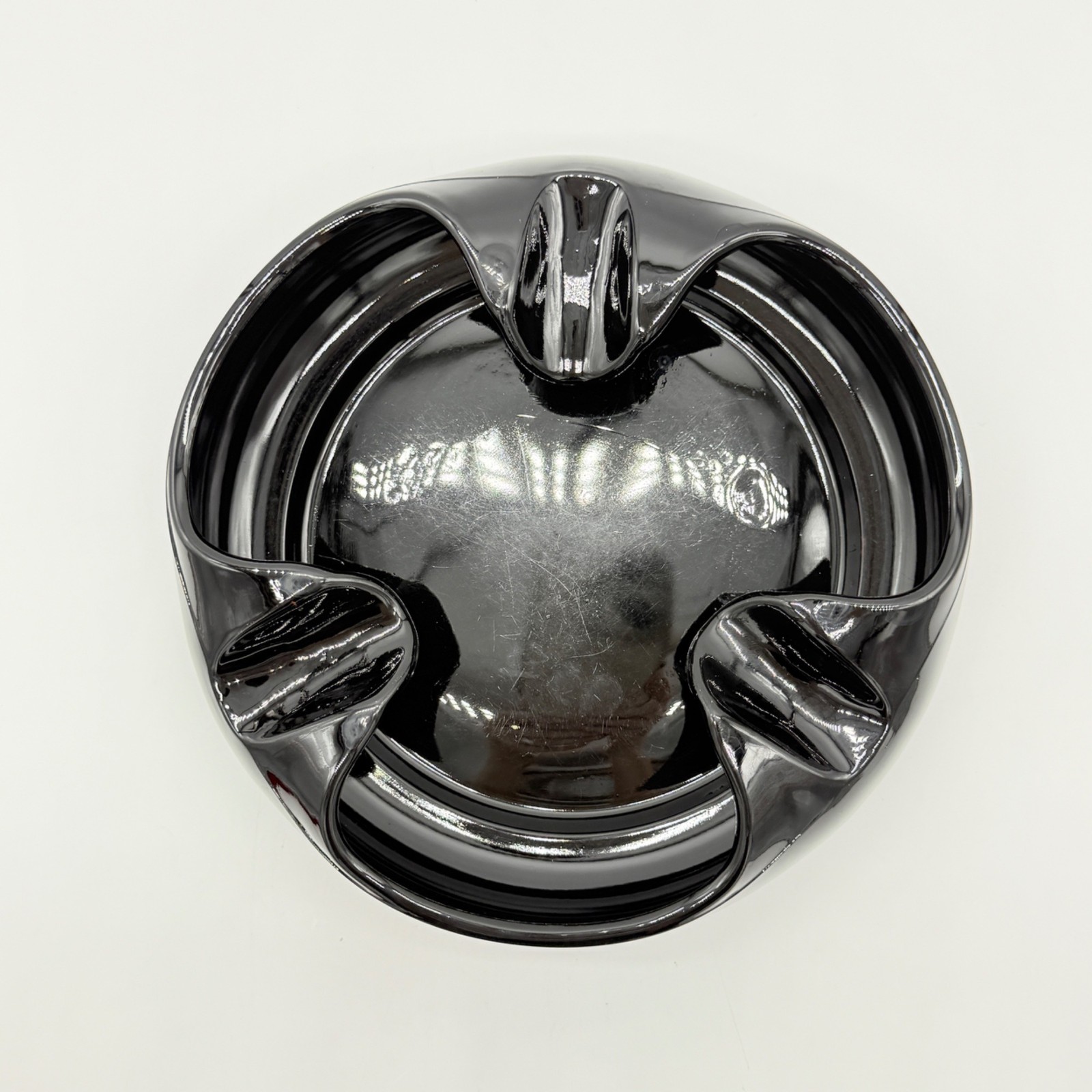 Vintage Imperial Glass Nuart Black Amethyst Round Glass Ashtray With Three Molde