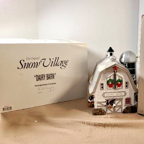 Department 56 Original Snow Village Dairy Barn 5446-1 Retired Vintage 1993 w/Box
