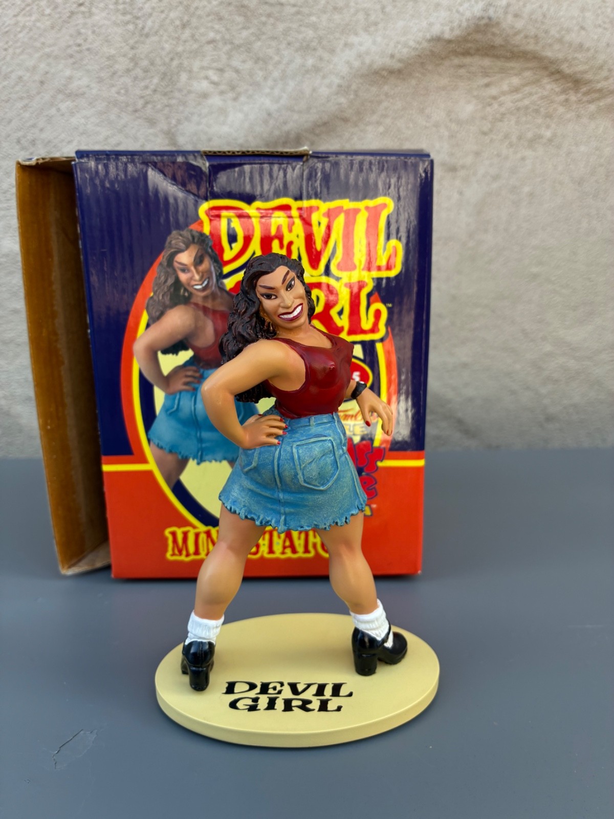 R. Crumb Little Big Ass Statue Devil Girl Mini Figure Bowen Designs #1982/2000