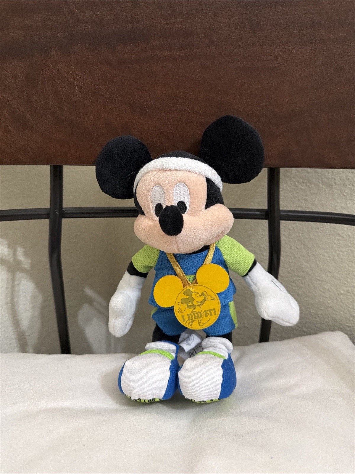 RunDisney Disney Parks Mickey Mouse I Did It Marathon Runner Plush Toy New RunDisney Disney Parks Mickey Mouse I Did It Marathon Runner Plush Toy New