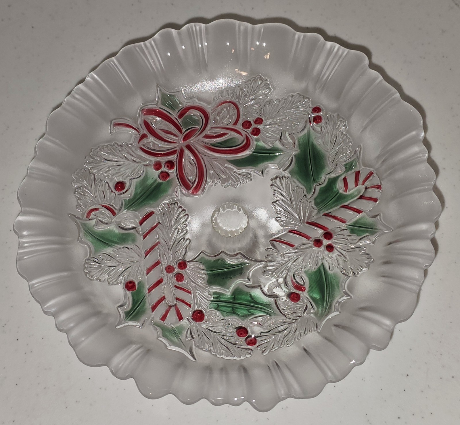 Celebrations By Mikasa Festive Wreath Small Cake Platter