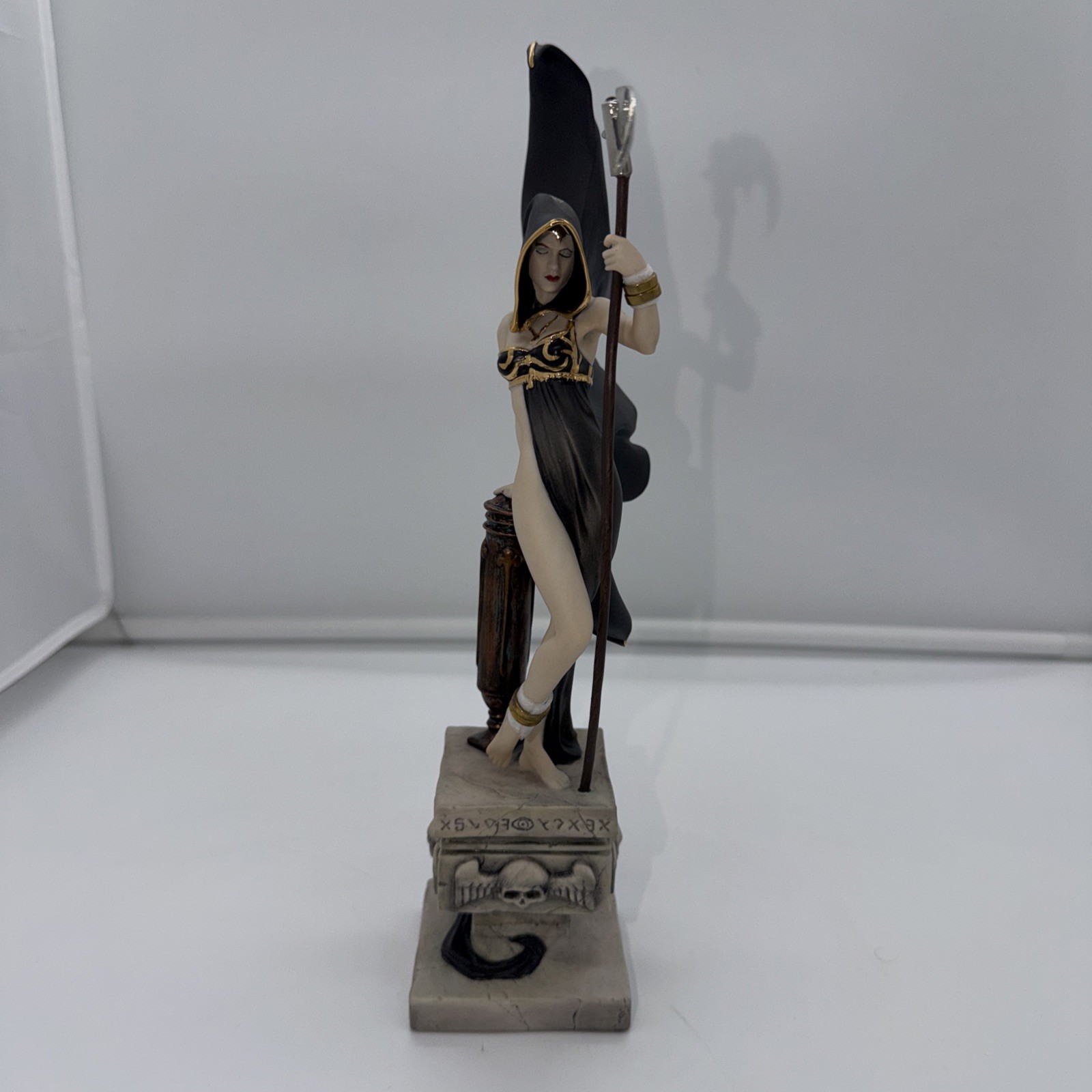MISTRESS OF DEATH FRANKLIN MINT PORCELAIN SCULPTURE STATUE - Limited Brom 