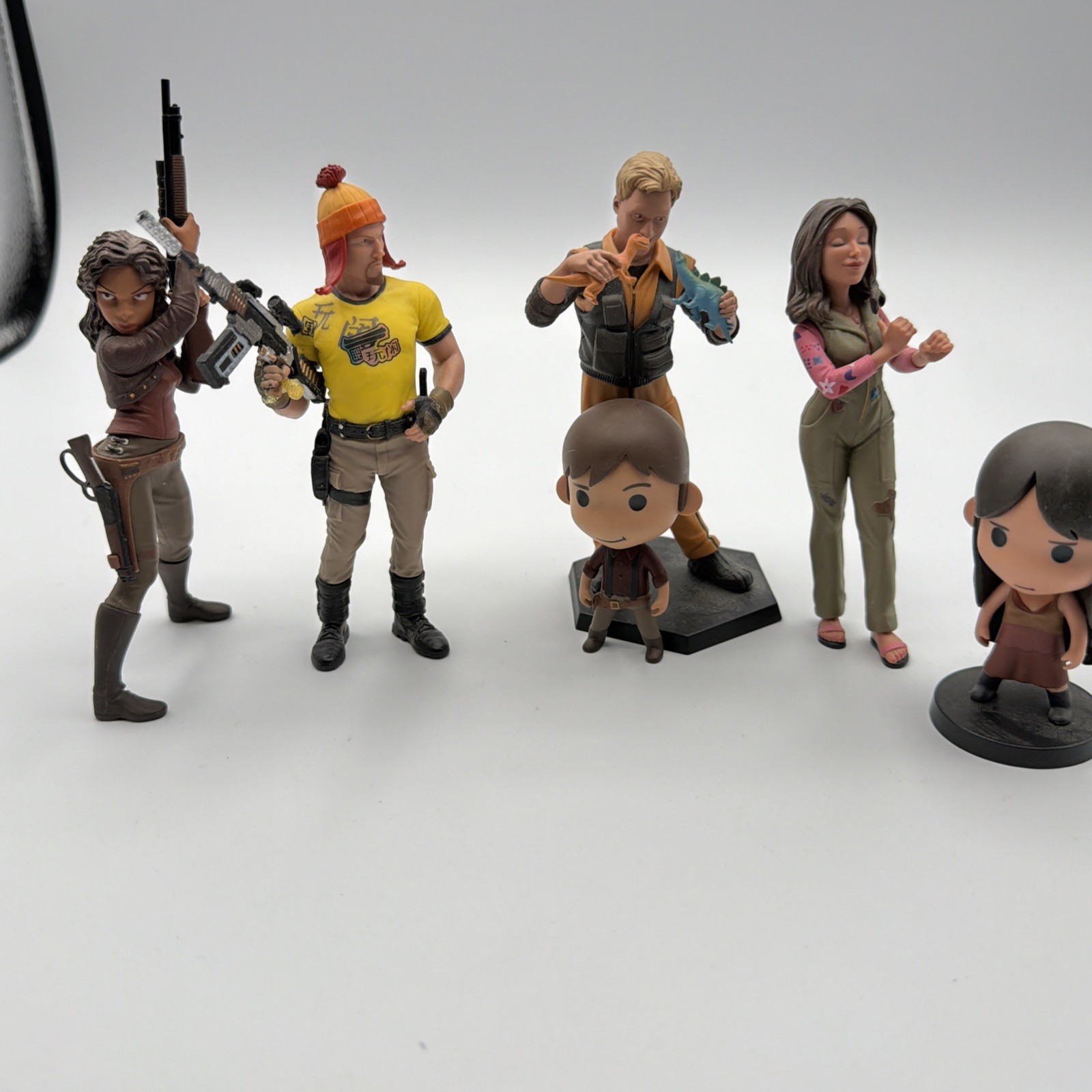 Lot of Firefly Little Damn Heroes QMX Loot Crate And Q- Bits  Figures