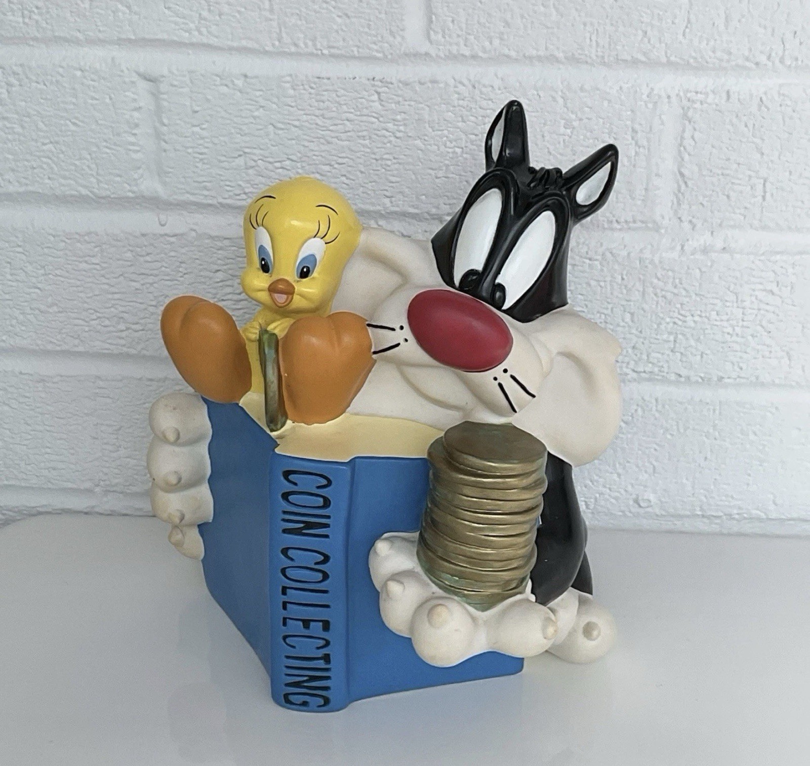 Vintage 1998 Warner Bros Sylvester Tweety Bird Coin Bank Looney Tunes