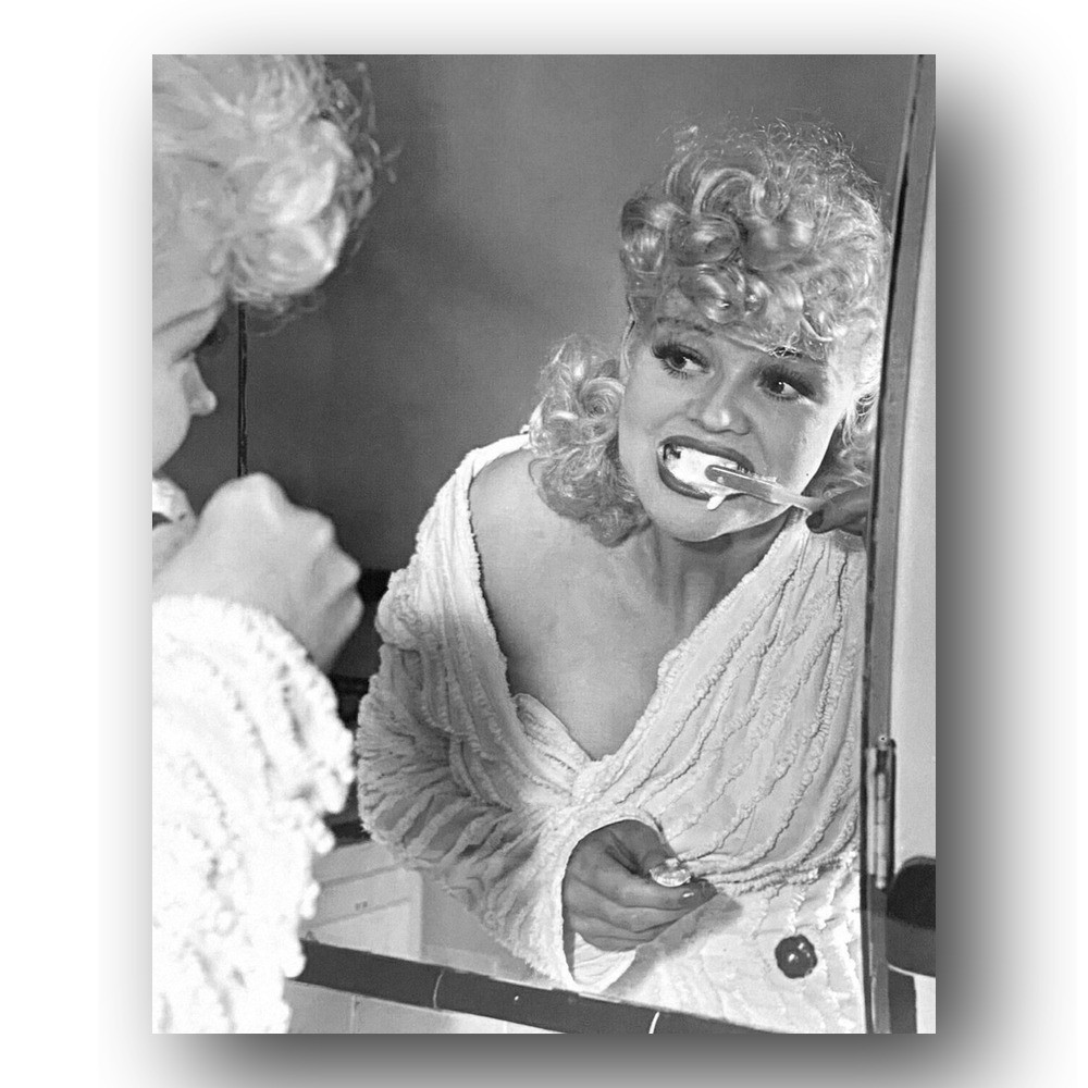 Marion Martin Photo 8x10 Portrait 1940s Hollywood Actress