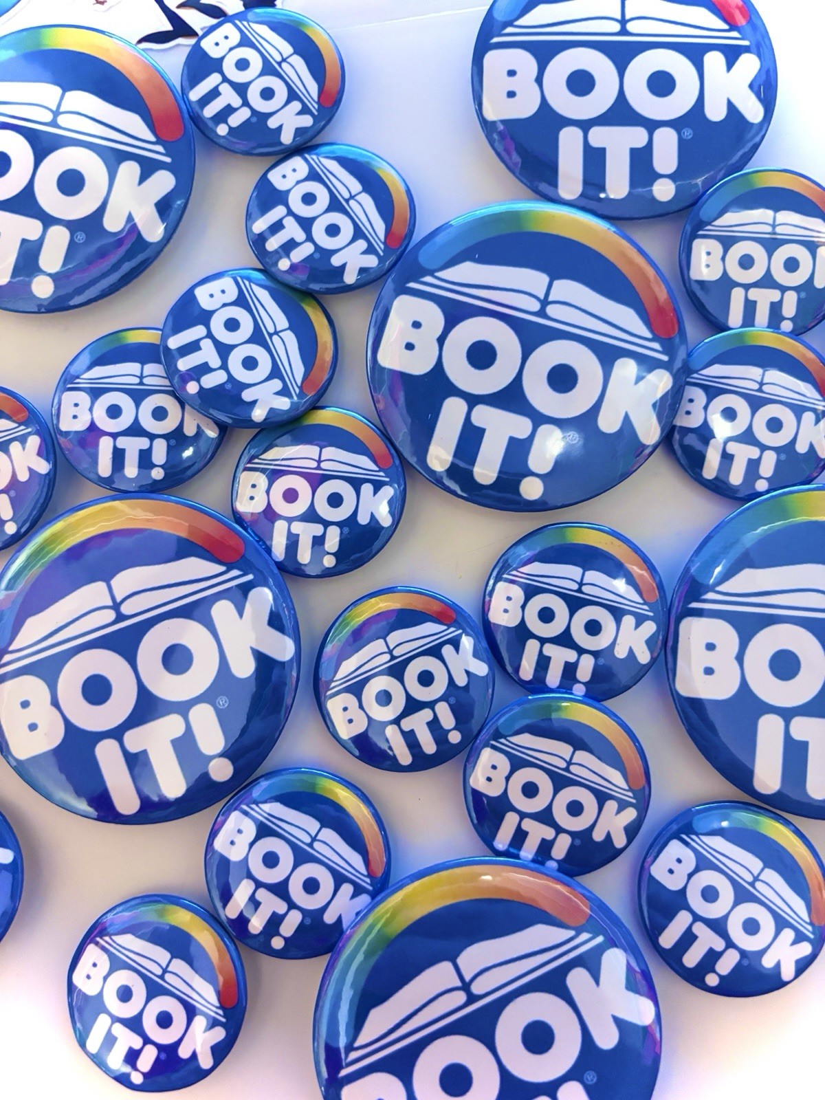 Book It Pin Buttons Set Of 12 Reading Challenge Nostalgia Gift Teacher Students