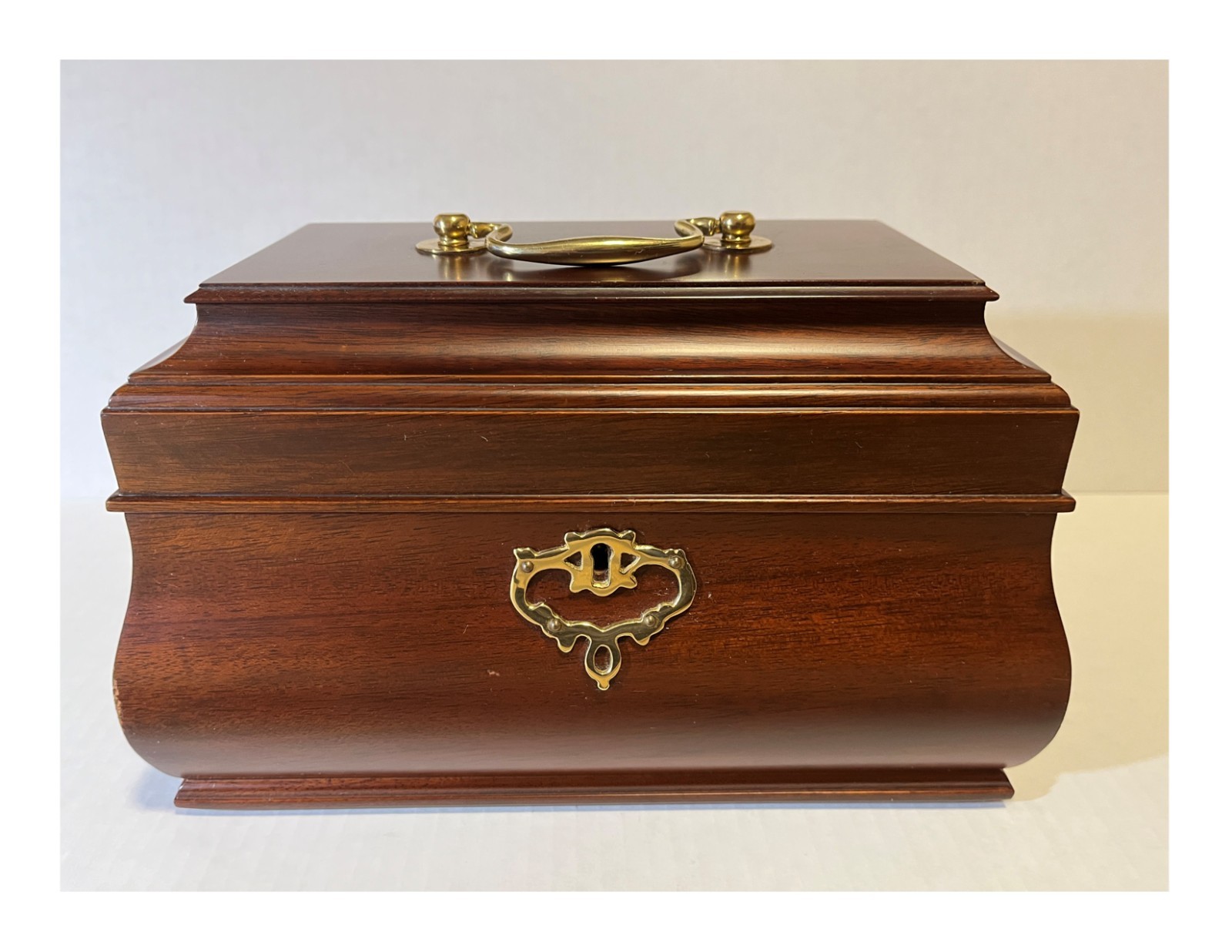 Williamsburg Restoration Vintage Colonial Williamsburg Jewelry Box 2-Tier
