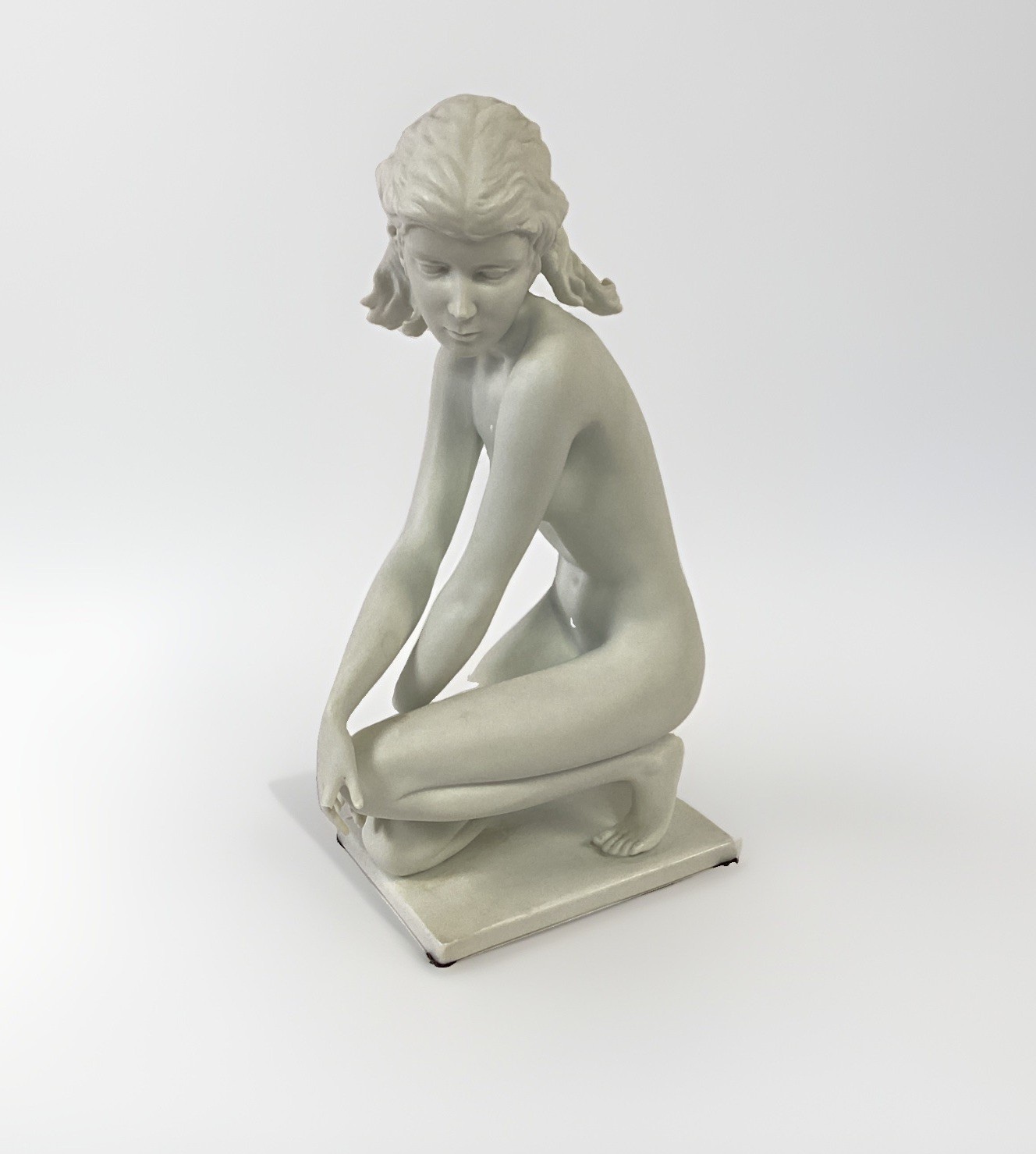 Kaiser Porcelain Bisque Figurine #612 Nude Woman by W. Gawantka 1 Damaged Finger