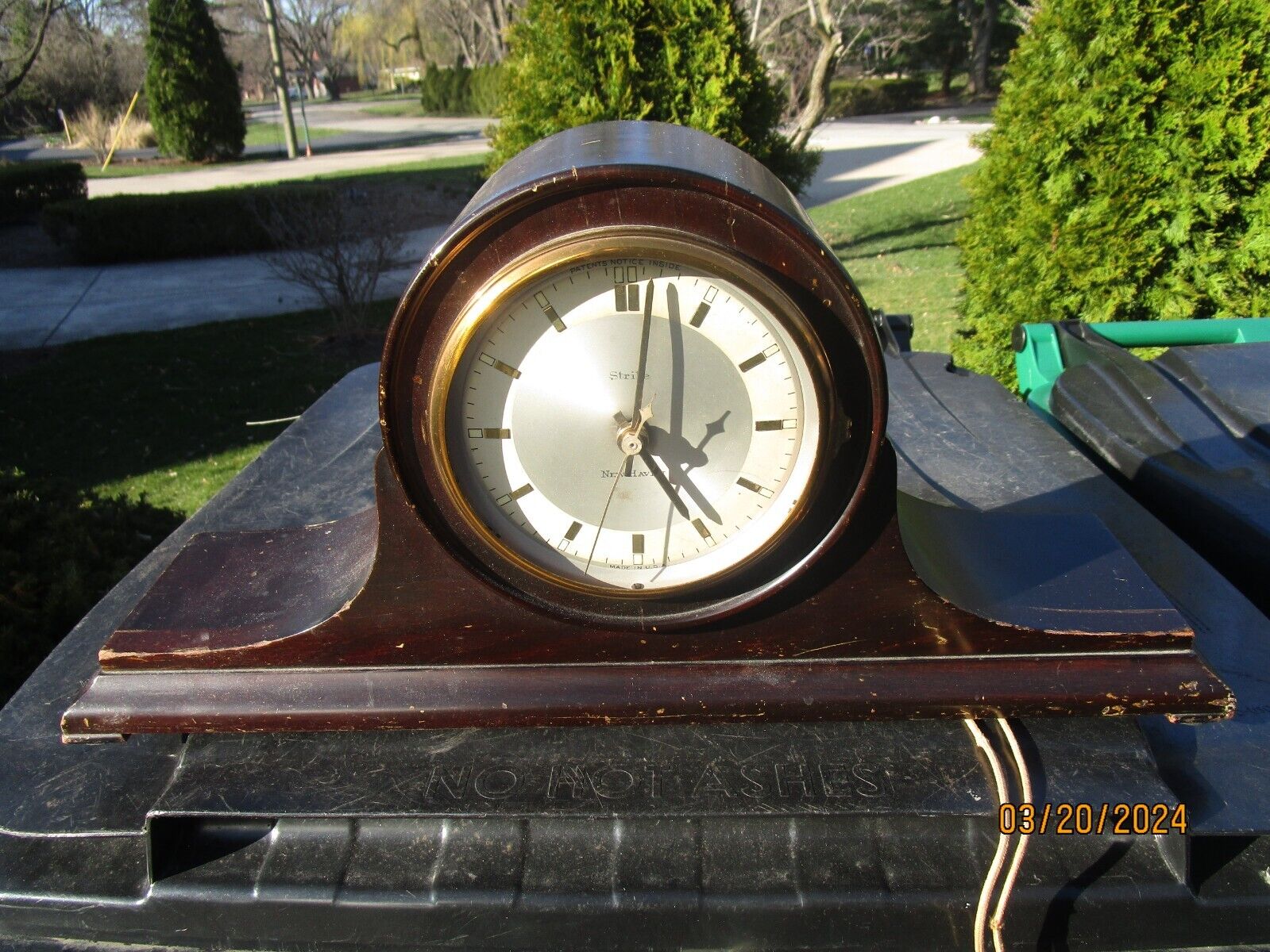 New Haven Clock Co Westinghouse Strike Mantle Electric Clock Antique *WORKS*