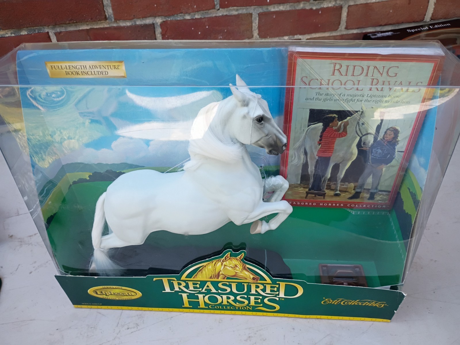 Ertl Collectibles Series One Lipizzan Treasured Horses Collection (1996) NEW Ertl Collectibles Series One Lipizzan Treasured Horses Collection (1996) NEW