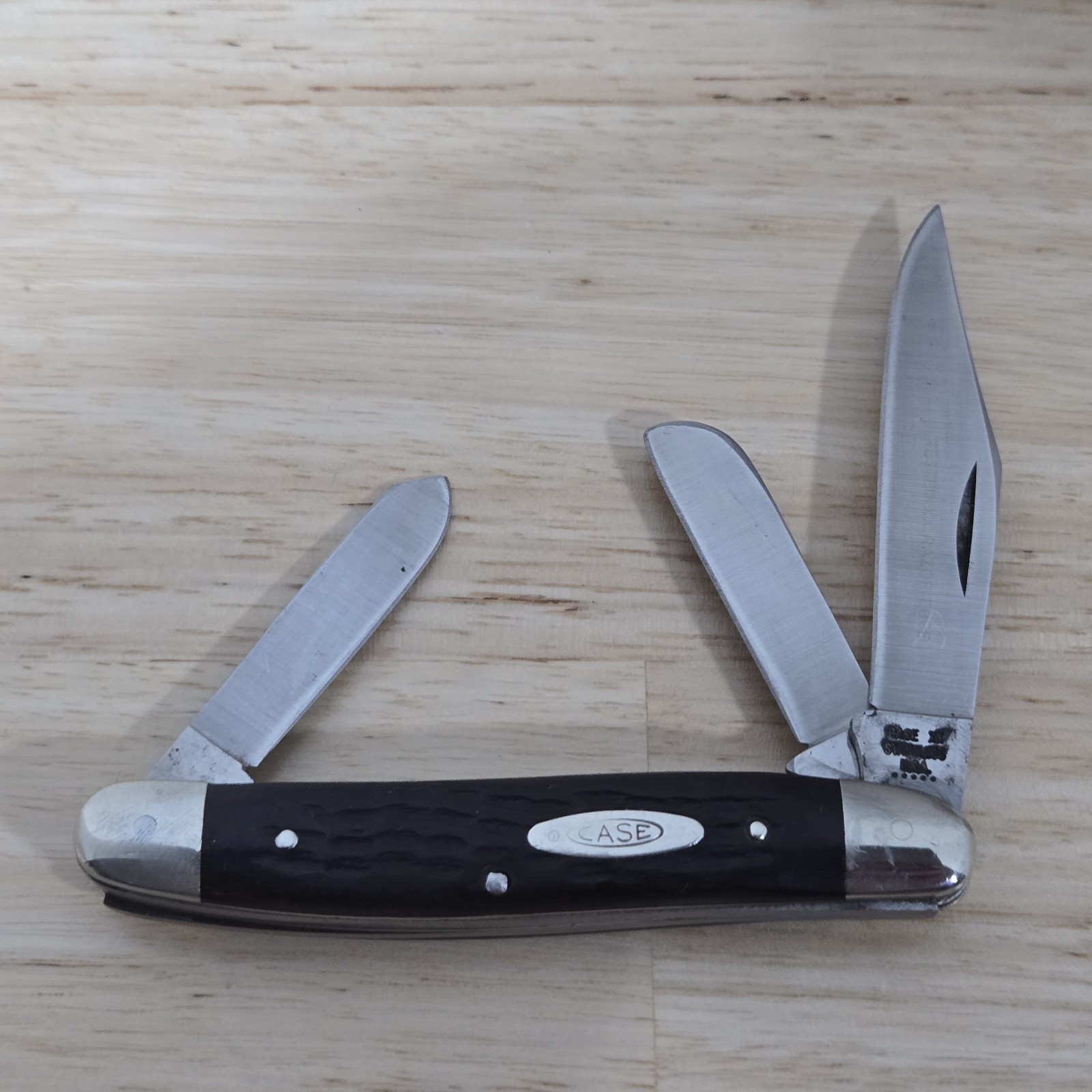 1975 Case XX 6347 HP SSP Stockman Red bone Handles