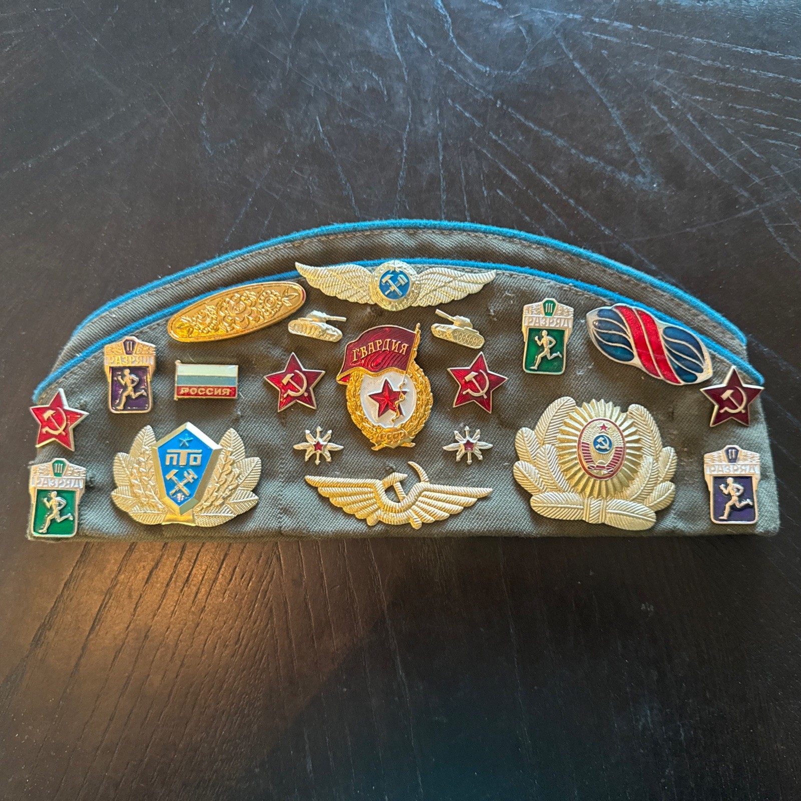 VINTAGE SOVIET AIR FORCE VVS PILOTKA CAP WITH 3 UNIFORM PATCHES & PINS USSR LOT