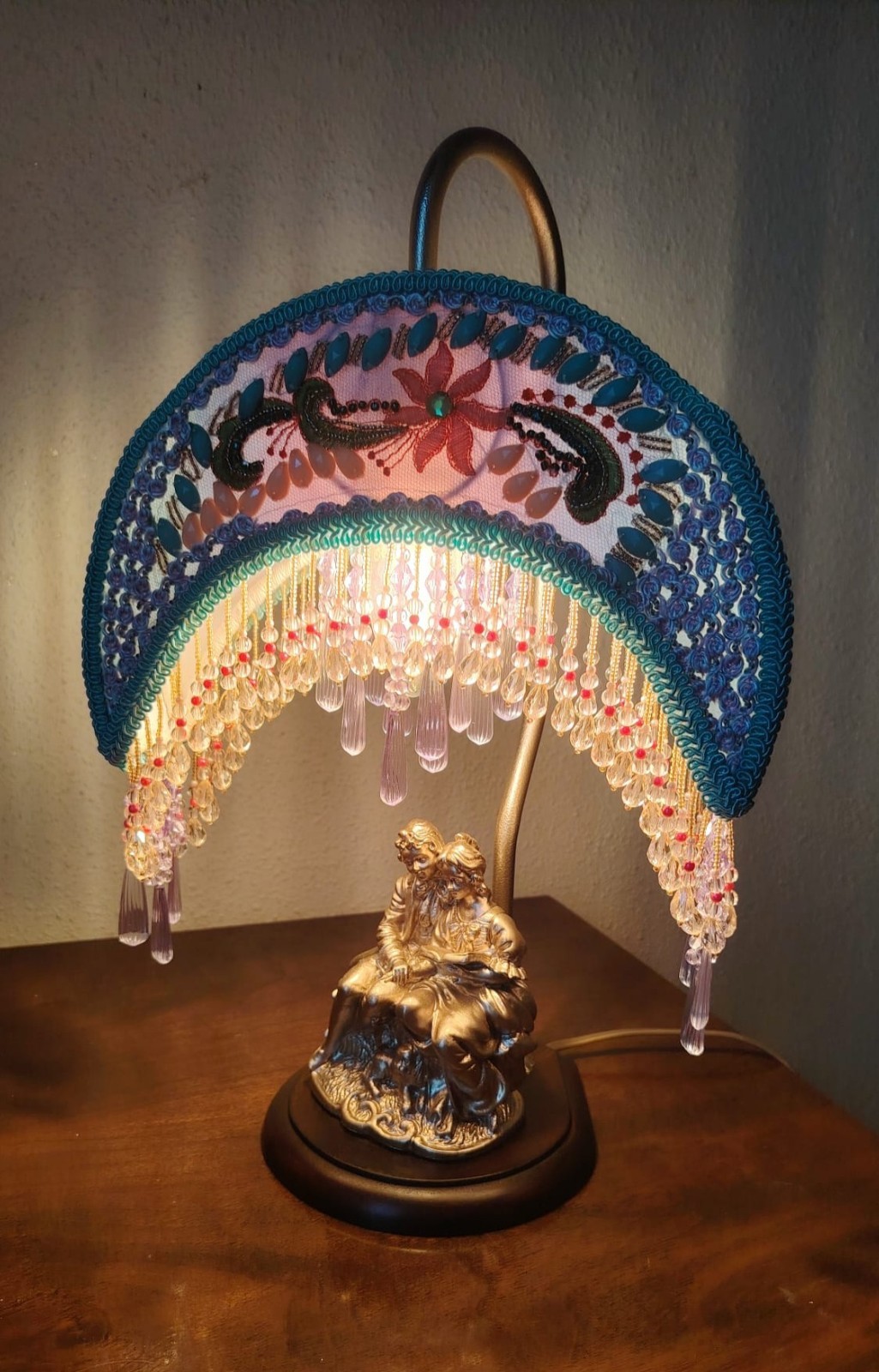 Vintage romantic table lamp with a hand-sewn crescent-shaped moon lampshade Vintage romantic table lamp with a hand-sewn crescent-shaped moon lampshade