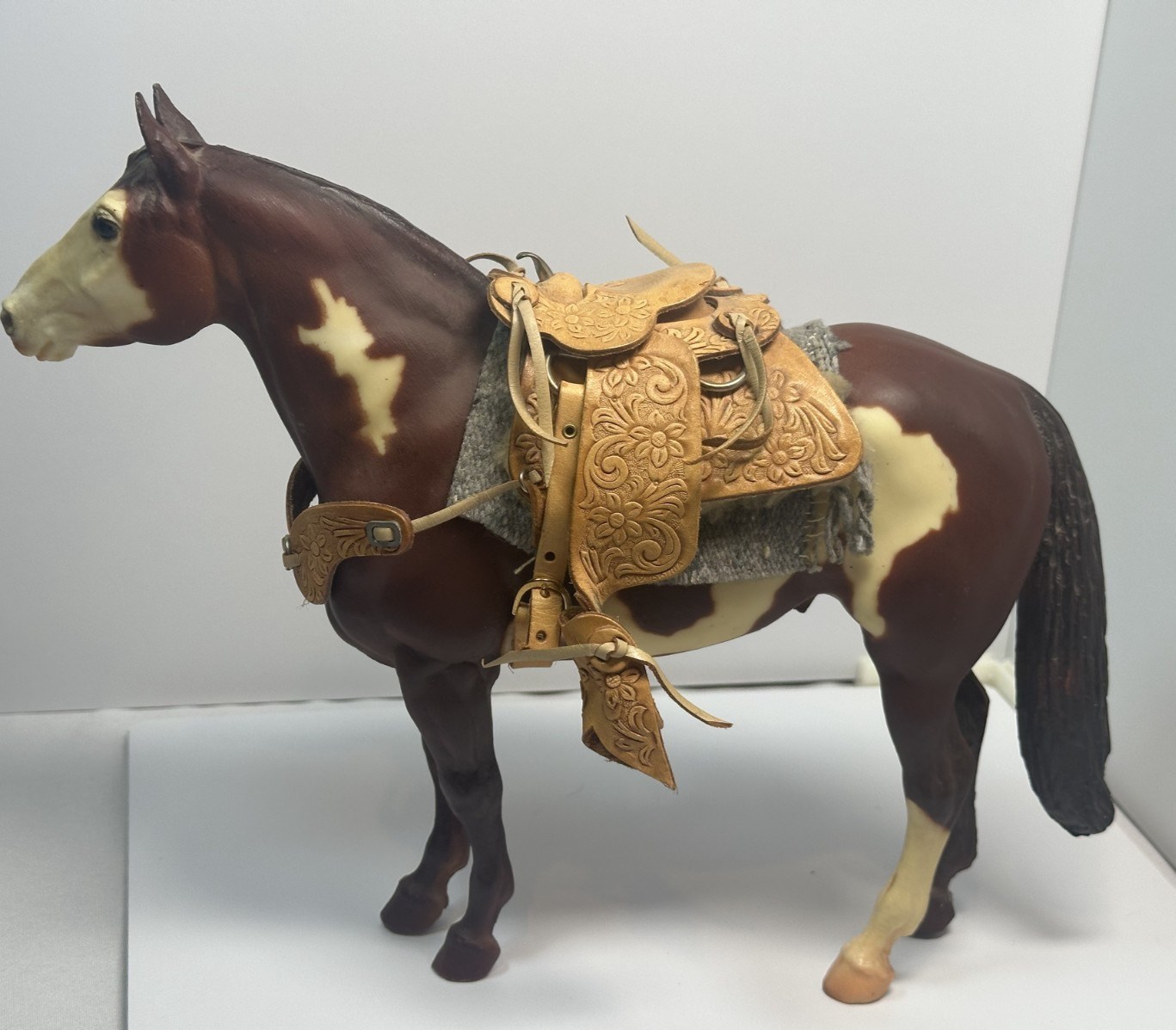 Vintage Collectable Bryer Horse 8