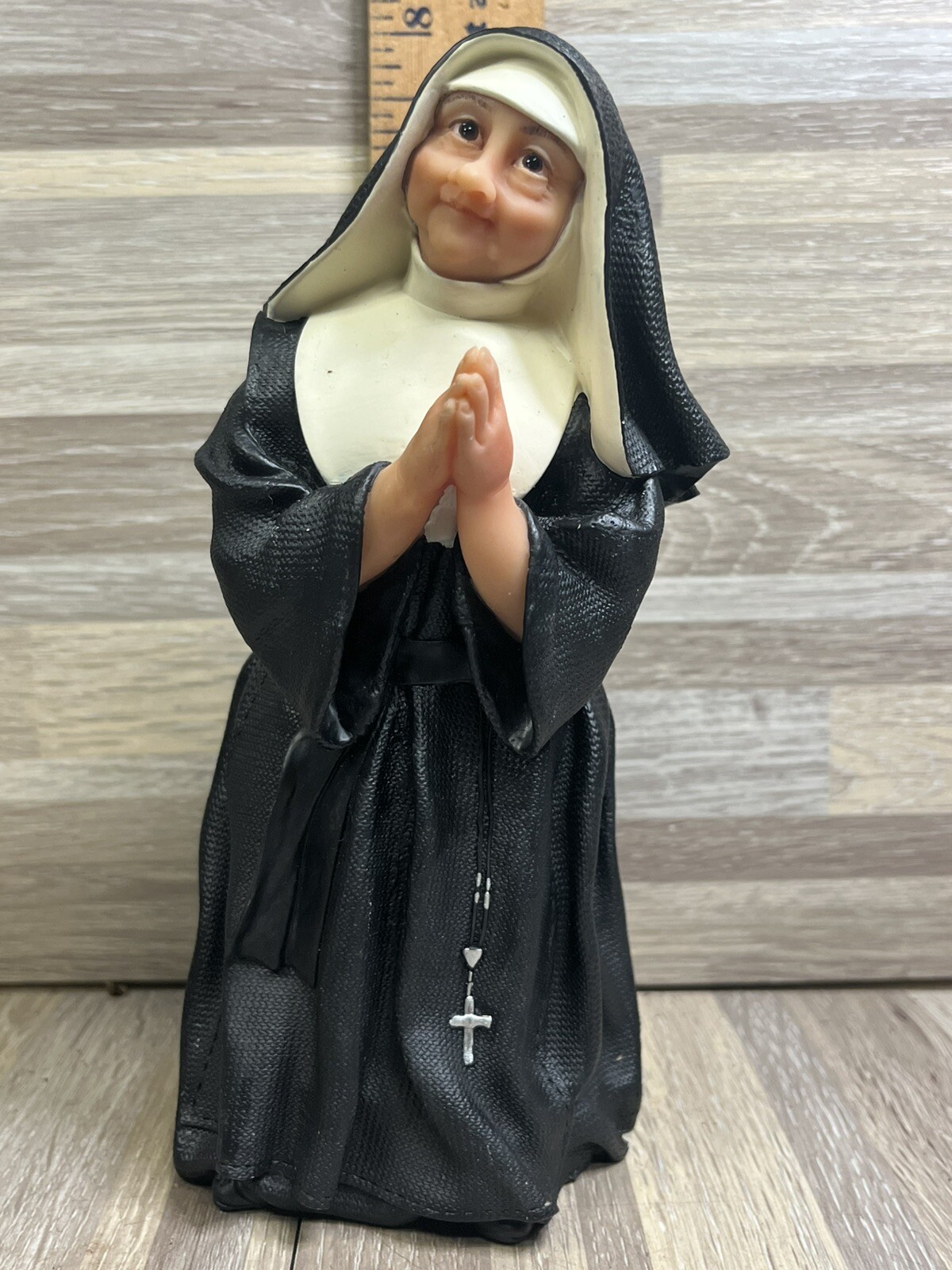VTG 1995 Studio Collection Sister Mary Reverent Happy Habits By Deb Wood 7\