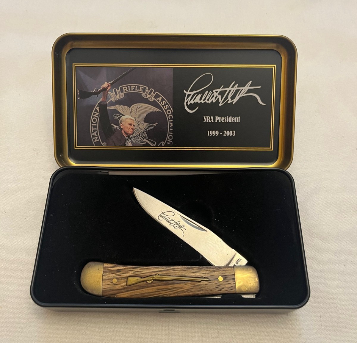 Charlton Heston Tribute Knife in case Charlton Heston Tribute Knife in case