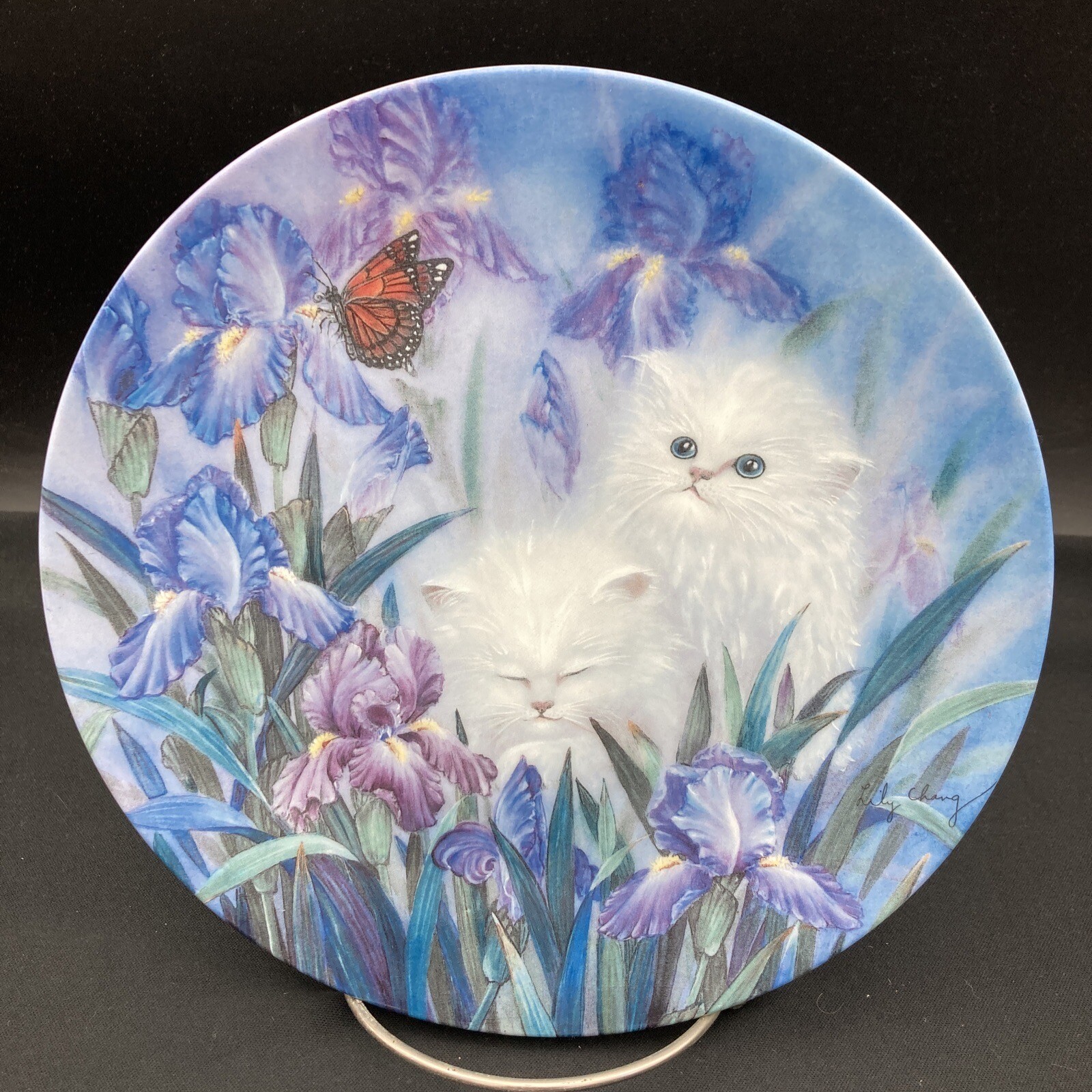 Petal Pals - Garden Discovery, W. L. George 8 1/4 Inch Collector Plate ~ Petal Pals - Garden Discovery, W. L. George 8 1/4 Inch Collector Plate ~