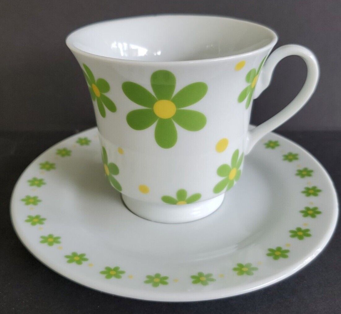 Darice Tea Cup Green Daisy Floral Teacup and Saucer Set