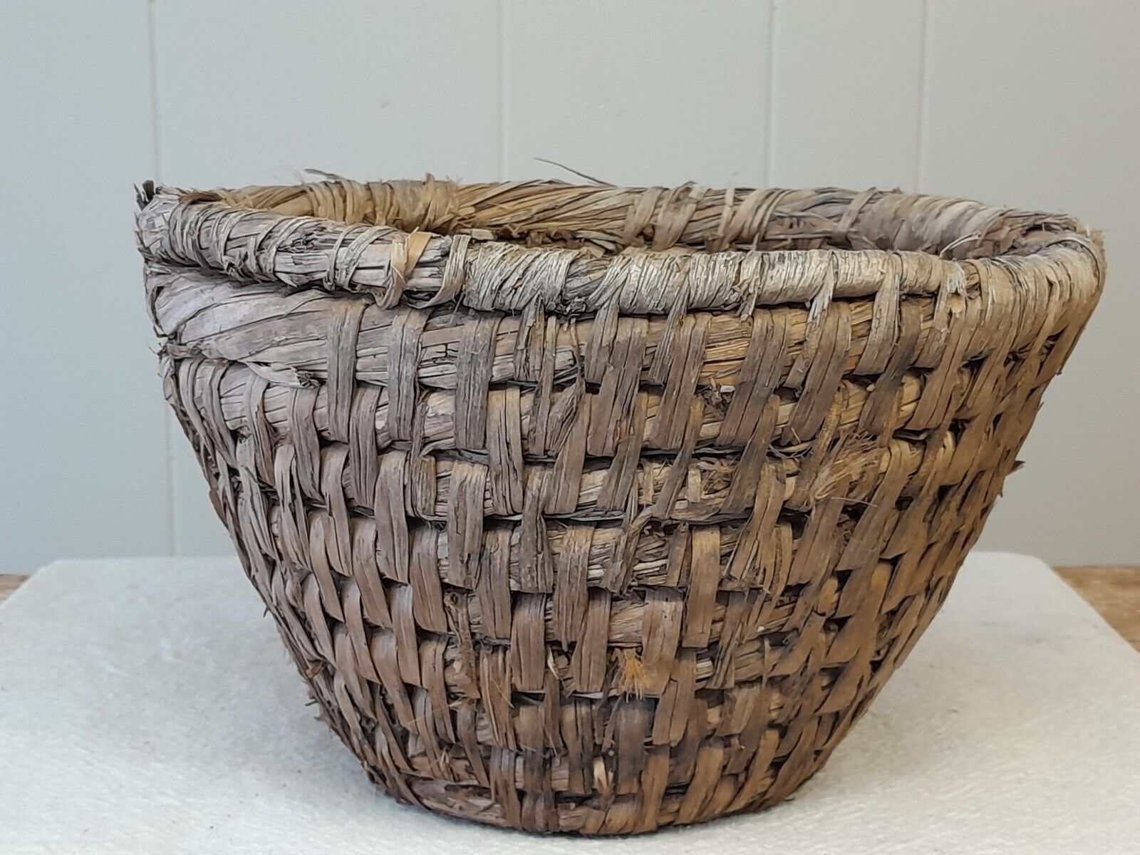 Old Handmade Primitive Antique Cornhusk Basket Country Farmhouse Hand Weaved