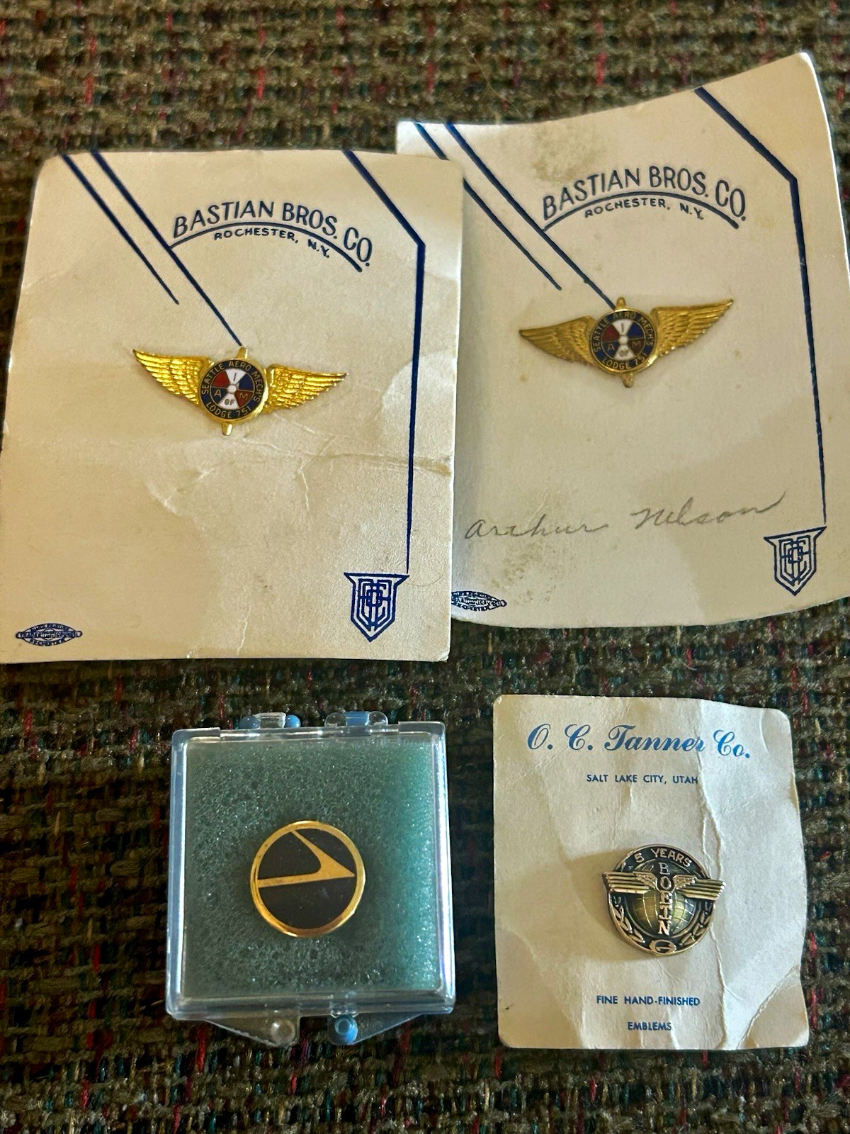 Vintage 10K Solid Gold Boeing & McDonnell Douglas Pin Lot w/ Douglas IAM Wings Vintage 10K Solid Gold Boeing & McDonnell Douglas Pin Lot w/ Douglas IAM Wings