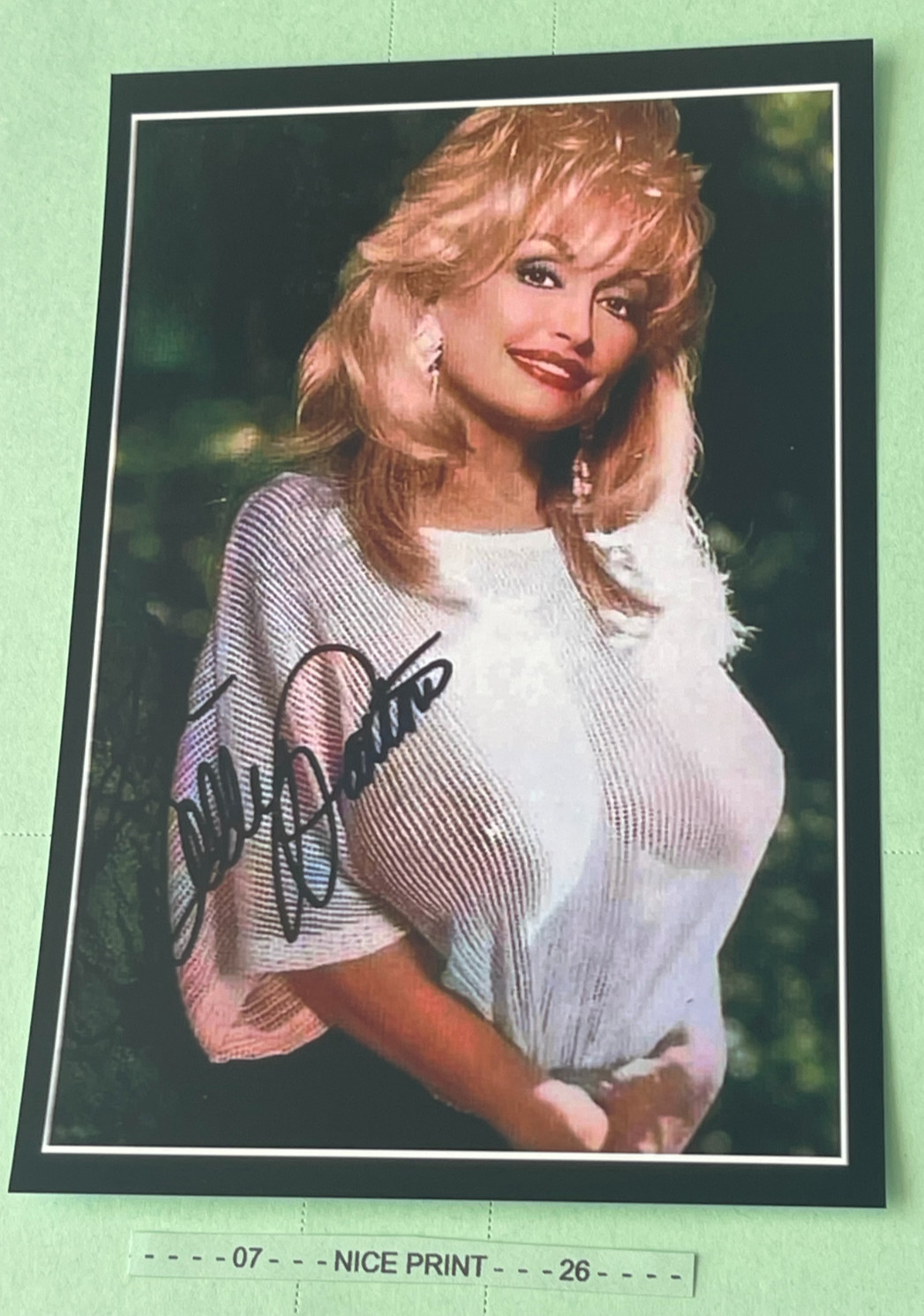 Found 4X6 PHOTO of Sexy Beautiful DOLLY PARTON Hollywood Singer Celebrity