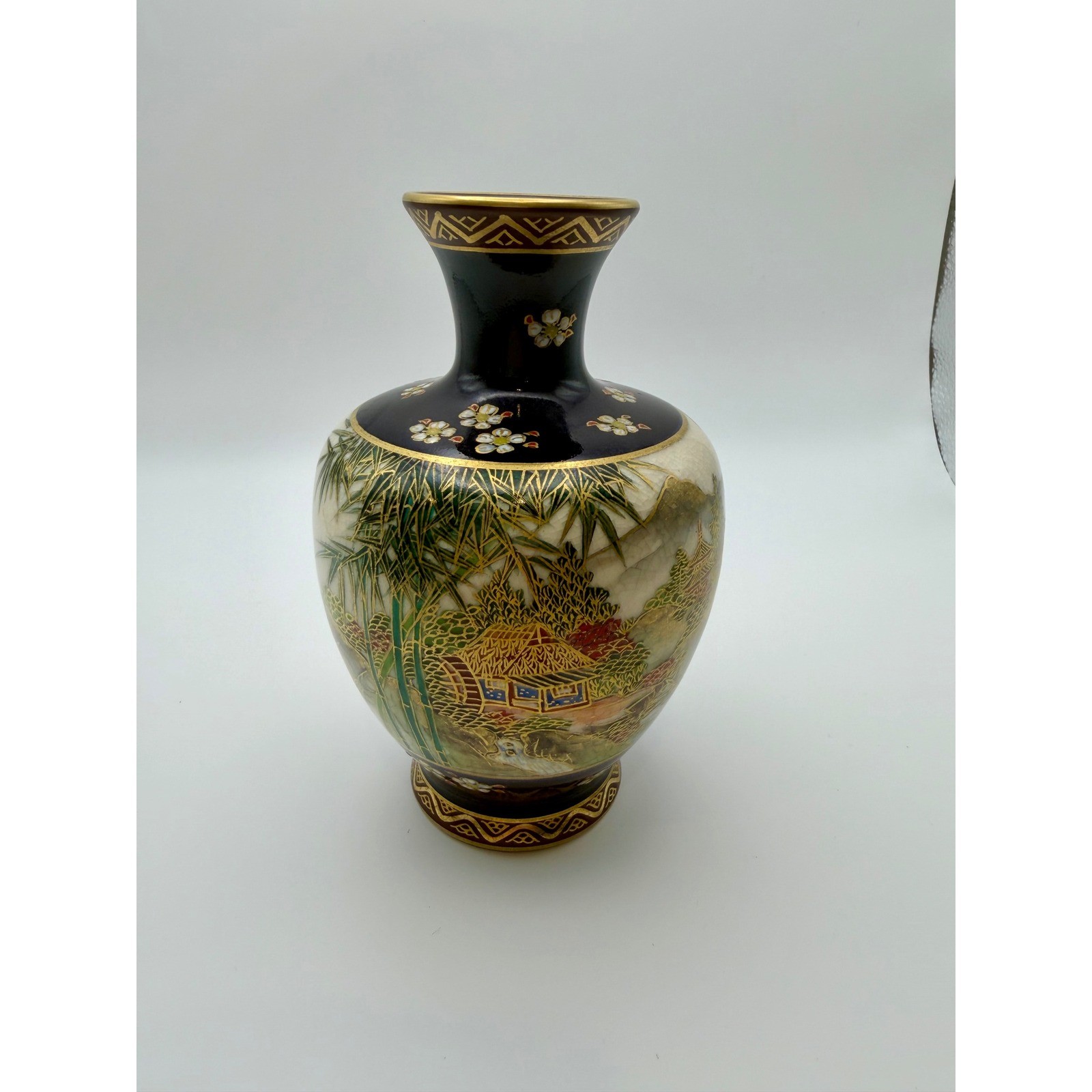 Antique Japanese Koshida Satsuma Miniature Bud Vase - Signed 4\