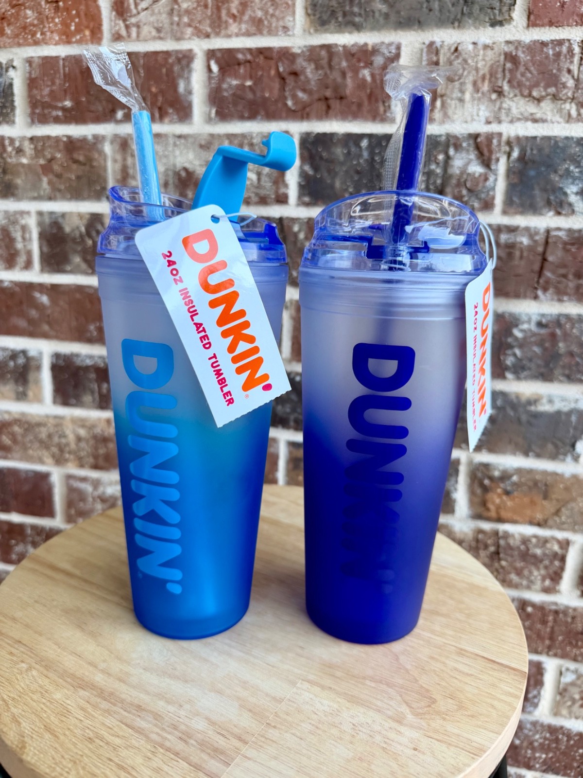 Dunkin Ombre Insulated 24oz Tumbler Set NWT