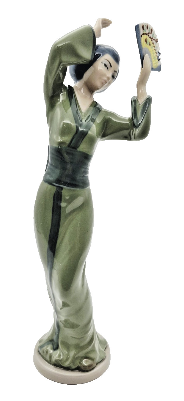 Vintage Casades Porcelanas Spain Asian Fan Dancer Figurine Green Dress 11\