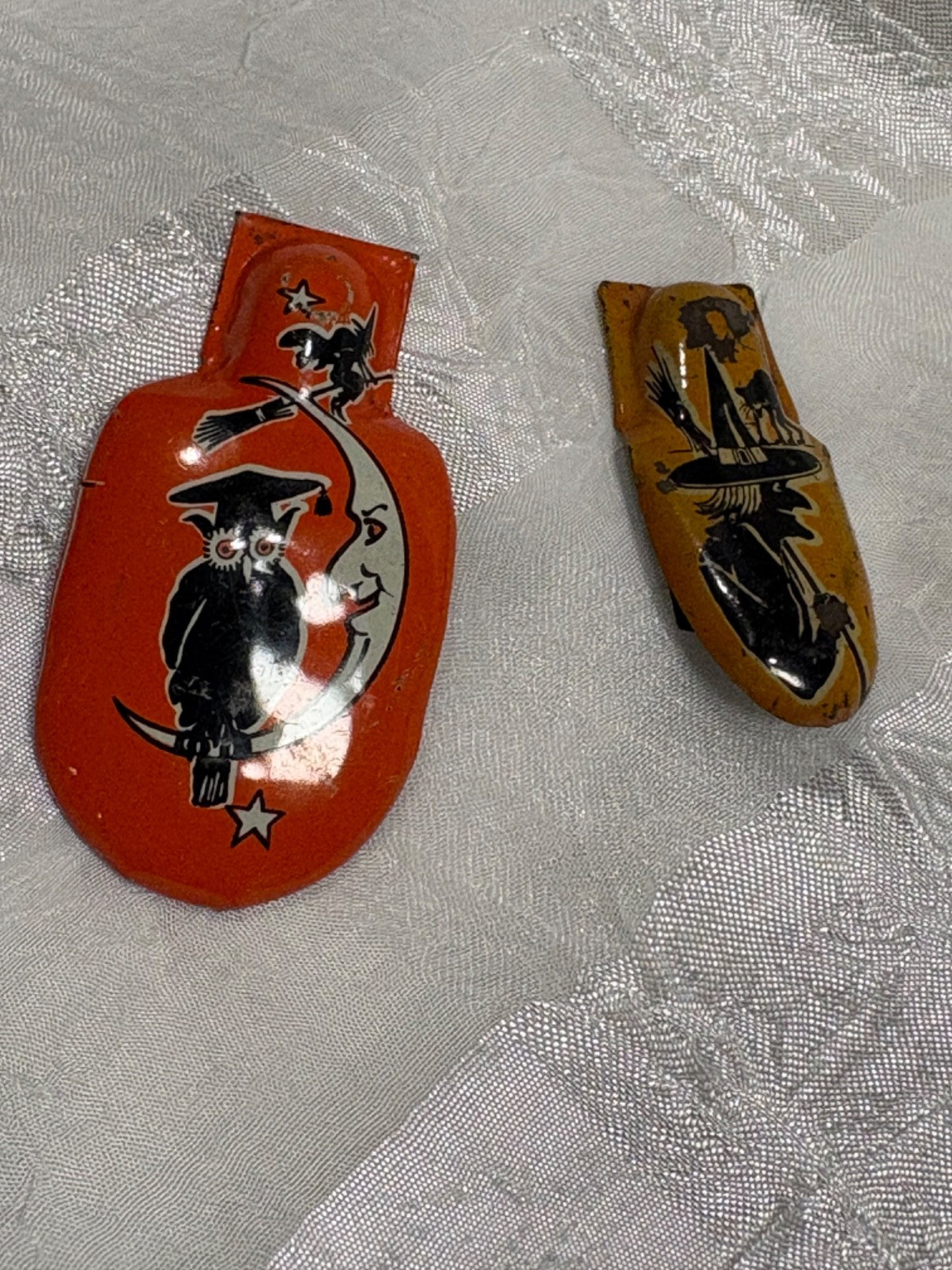Halloween clicker noisemakers (2) vintage