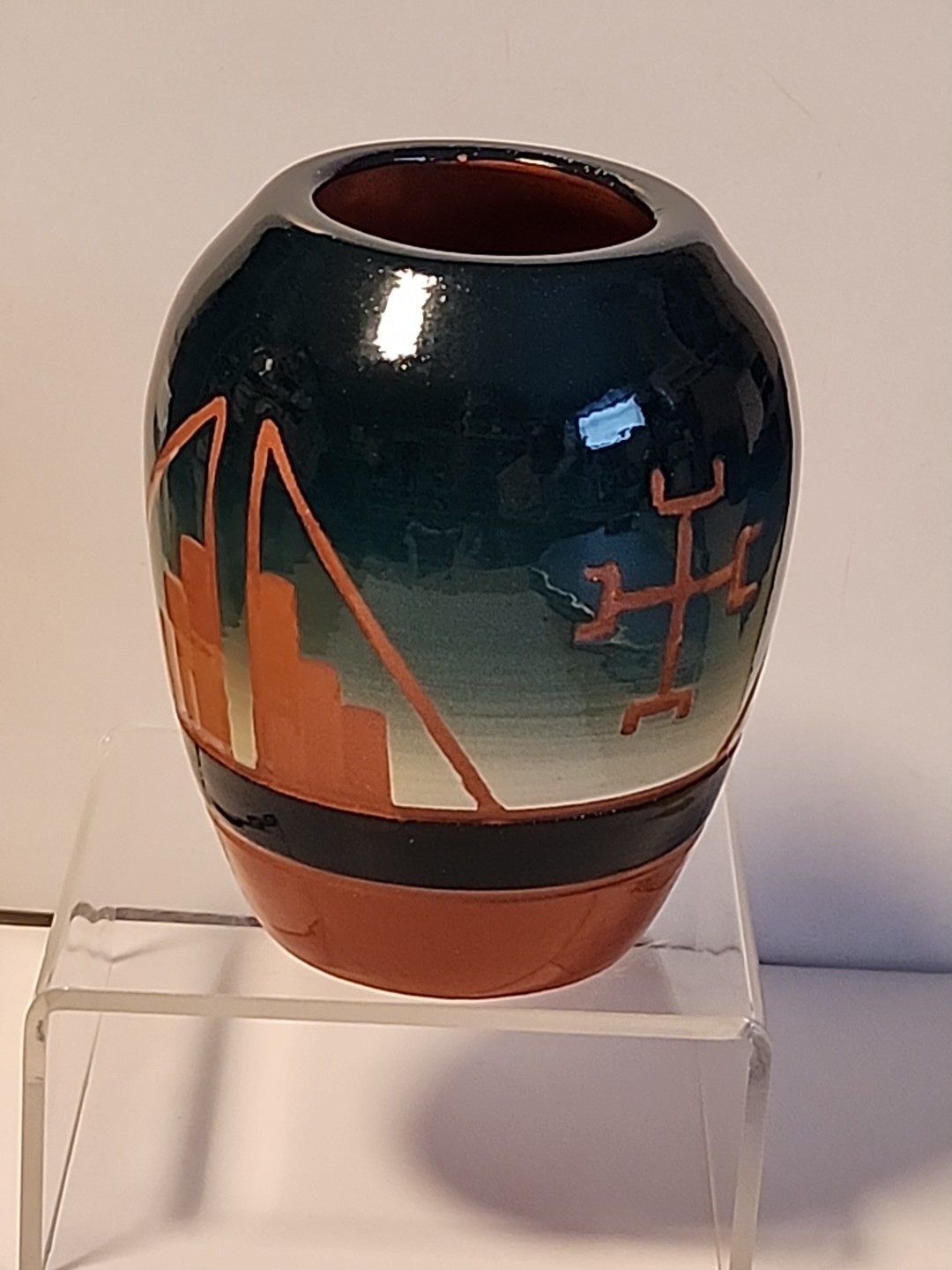 VINTAGE Sioux Hand Painted/Etched Vase Native America Pottery Signed Wally Surd