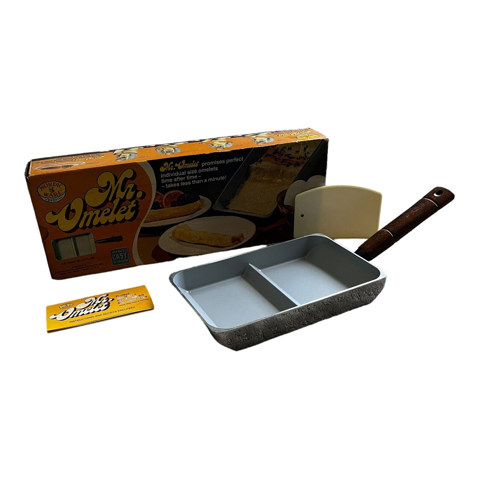 Nordic Ware Vintage Mr. Omelet Heavy Cast Aluminum Pan Complete Box Scraper EUC