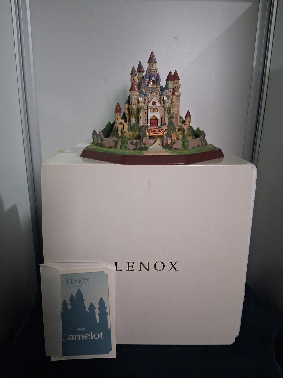 Lenox Camelot Castle Sculpture 1995 w Box and papers Lenox Camelot Castle Sculpture 1995 w Box and papers