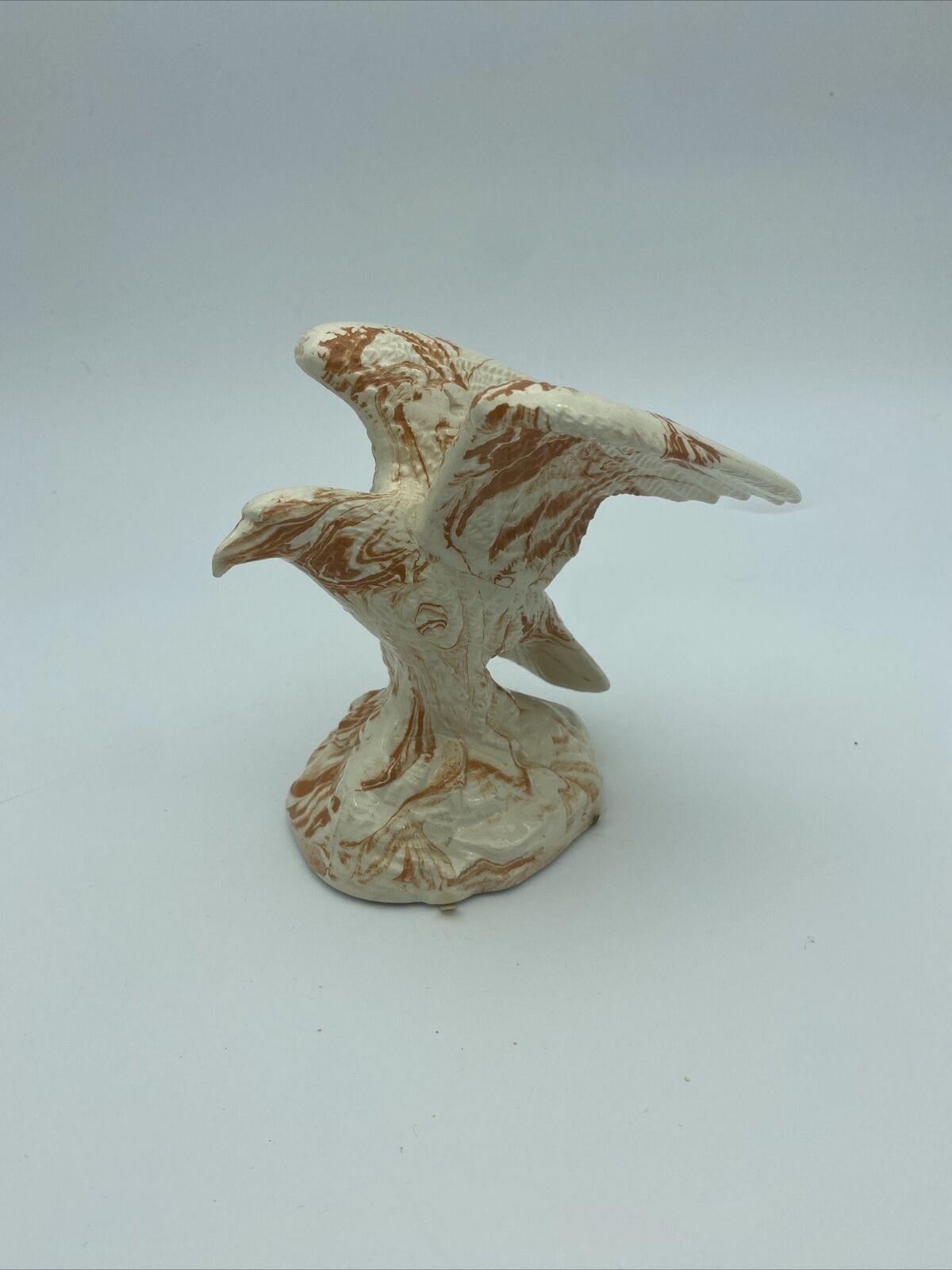 Caramel Slag Spread Wings Eagle Figurine 5\