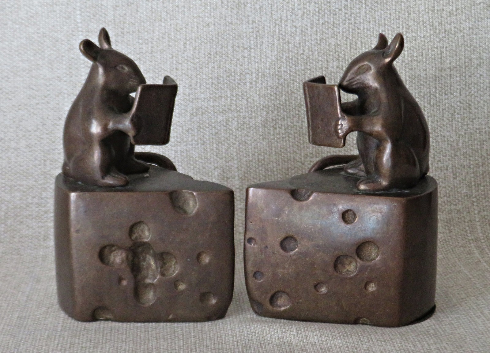SPI Vintage set cast bronze or brass mice/mouse reading on cheese wedges, patina