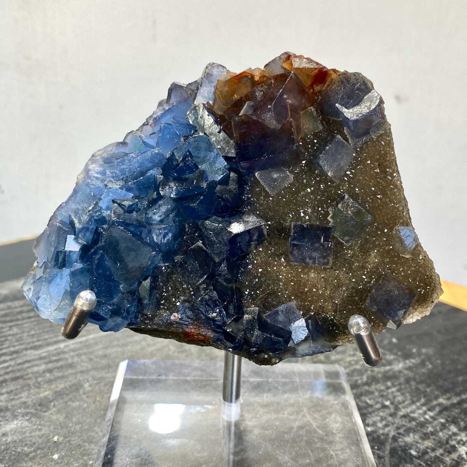1.13LB  Rare transparent blue-green cubic fluorite mineral crystal sample/China