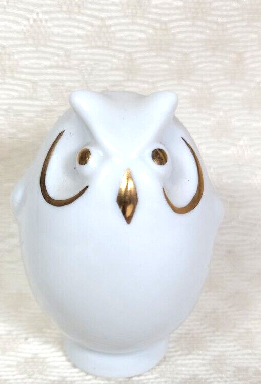 Hollohaza Hungary - Hand Painted Owl Figure. Collectible Porcelain Painted/Gold