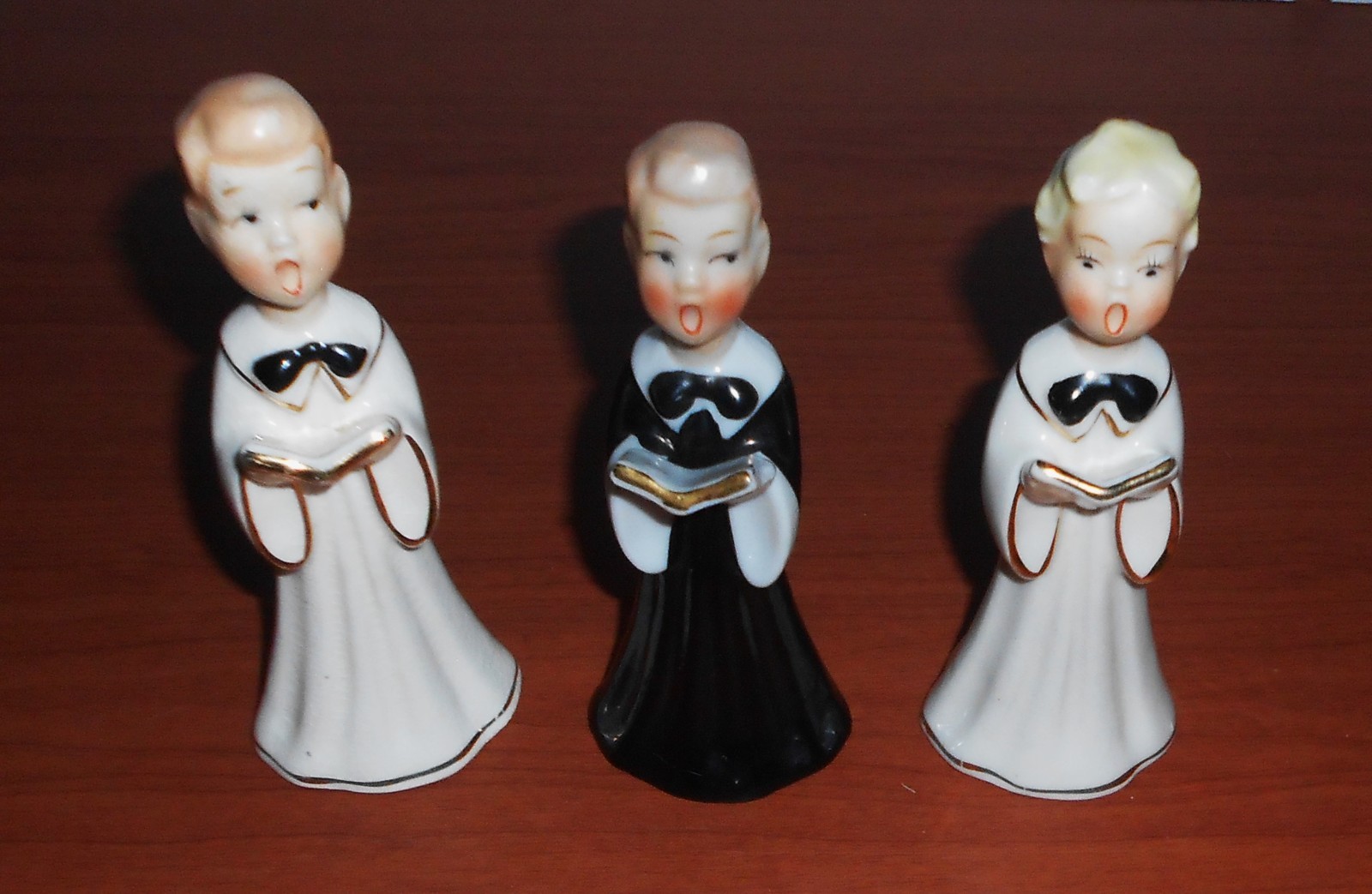 CHIRSTMAS VINTAGE MCM SET OF 3 CHURCH CHOIR BOYS JAPAN 1950\'S