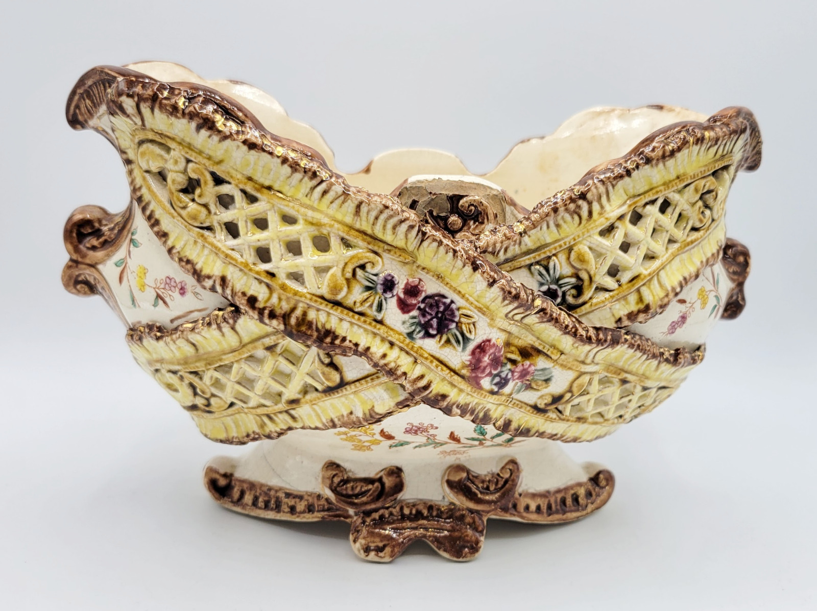 EMPIRE Antique Reticulated Footed 3D Floral Flower Porcelain Vase Bowl Basket