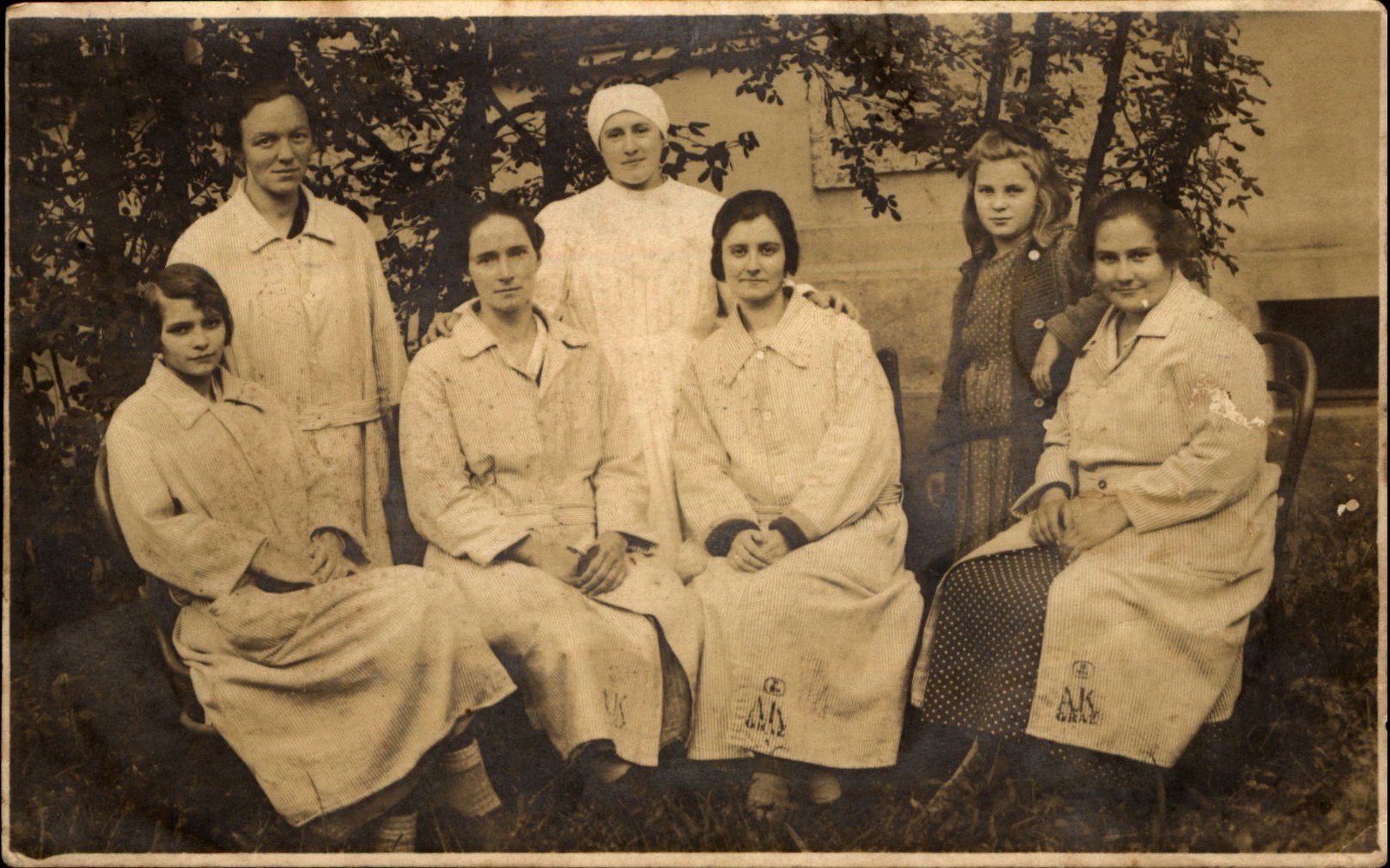 RPPC real photo ca. 1915 ~ Women's Hospital? Nurse? Doctor? AK Graz